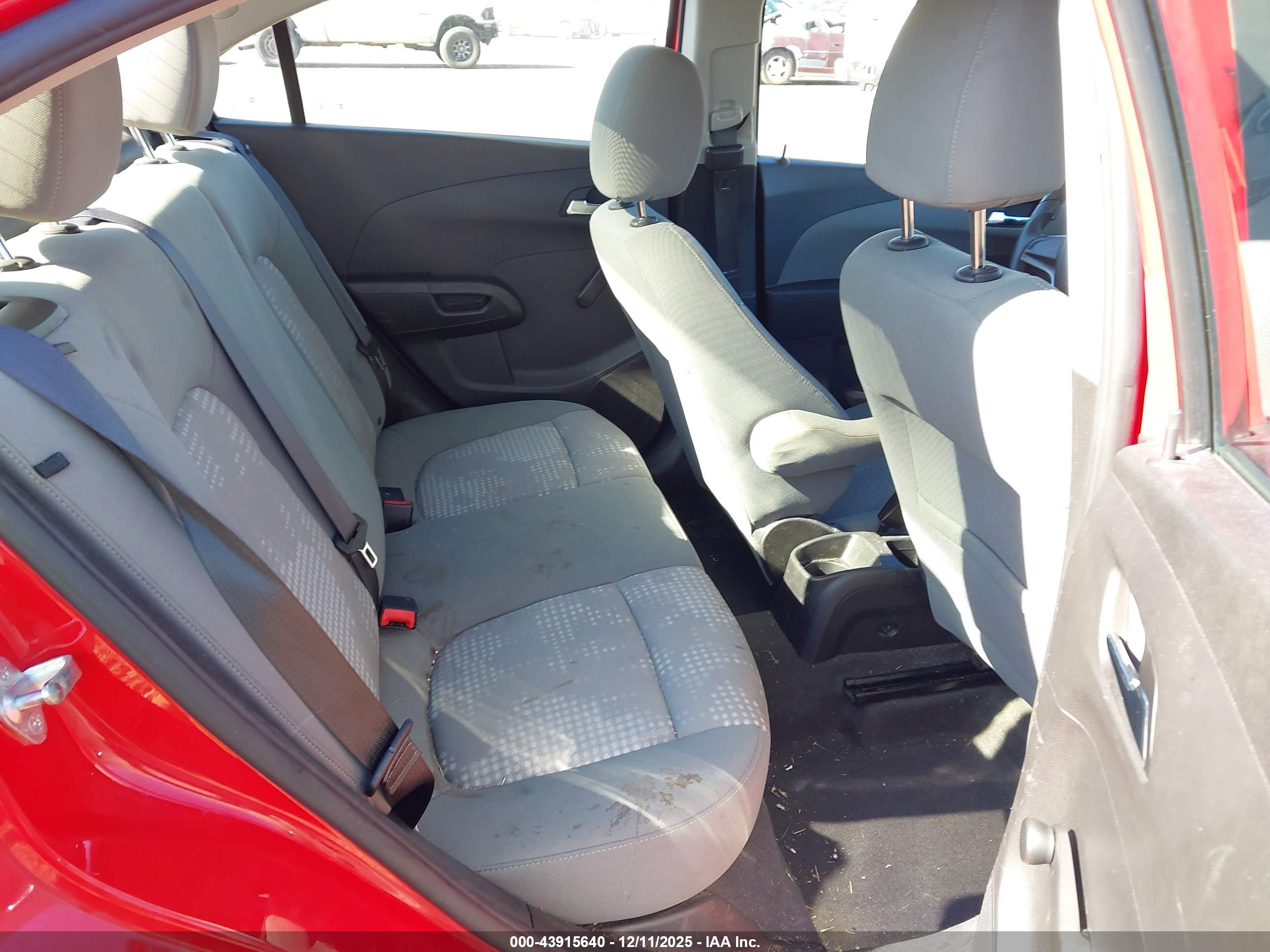 CHEVROLET SONIC image 8
