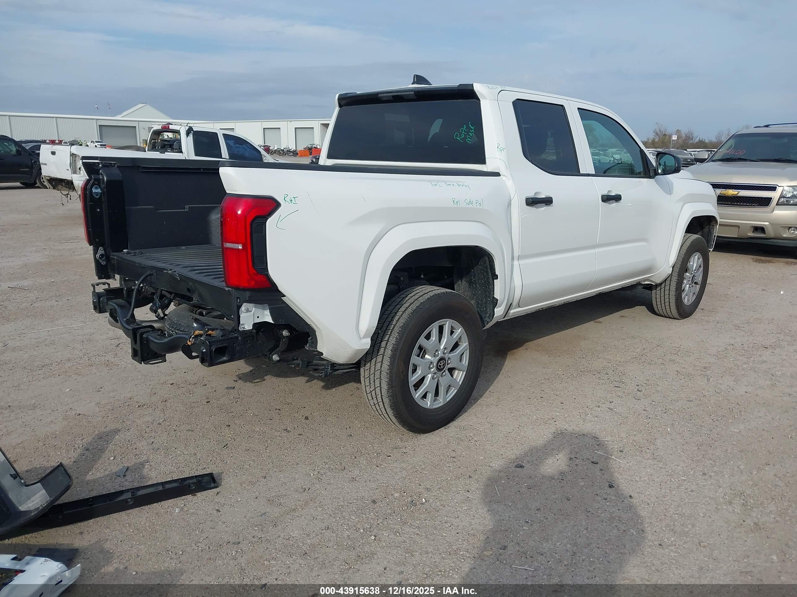 TOYOTA TACOMA image 4