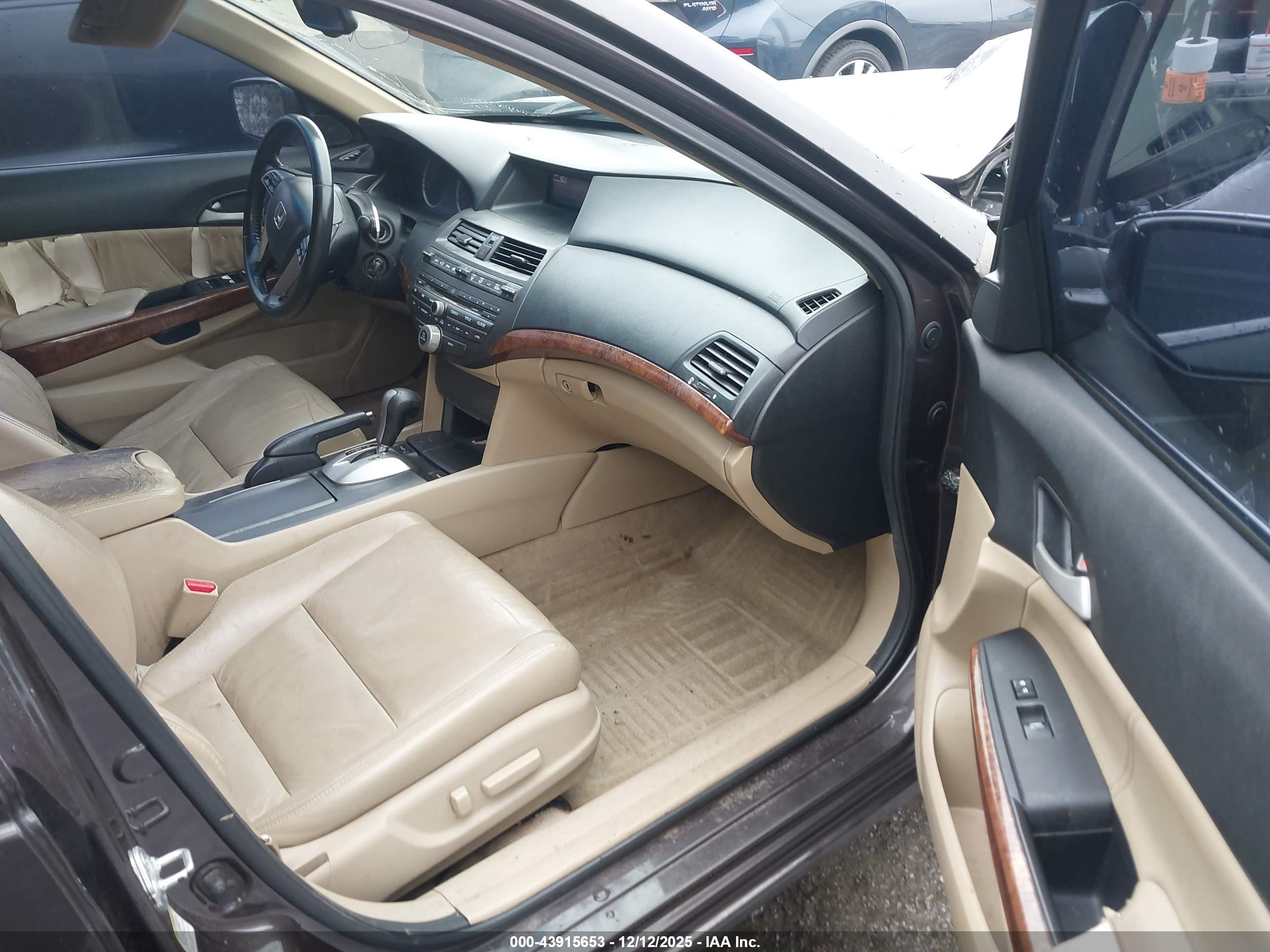 HONDA ACCORD image 5