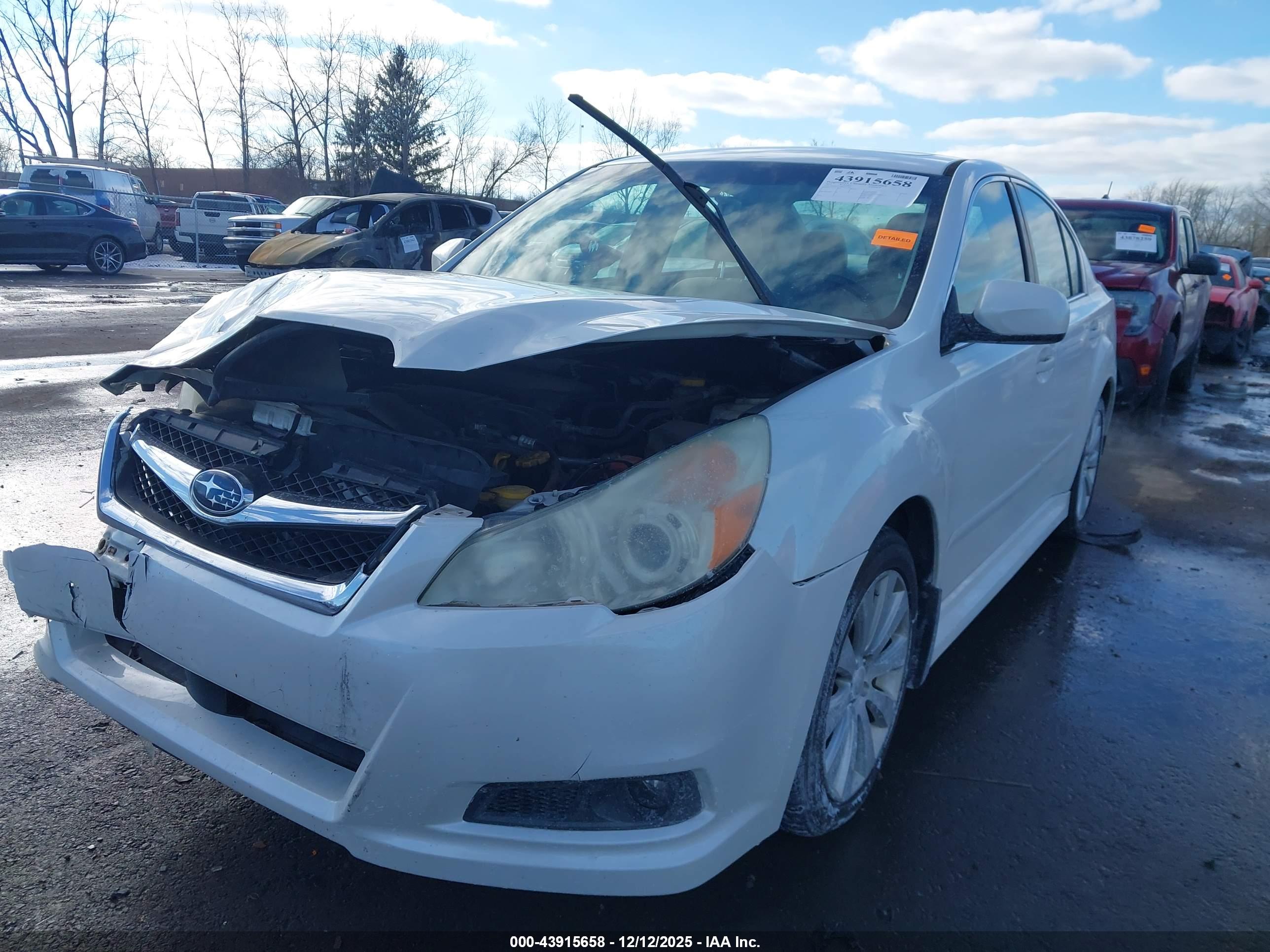 SUBARU LEGACY image 2