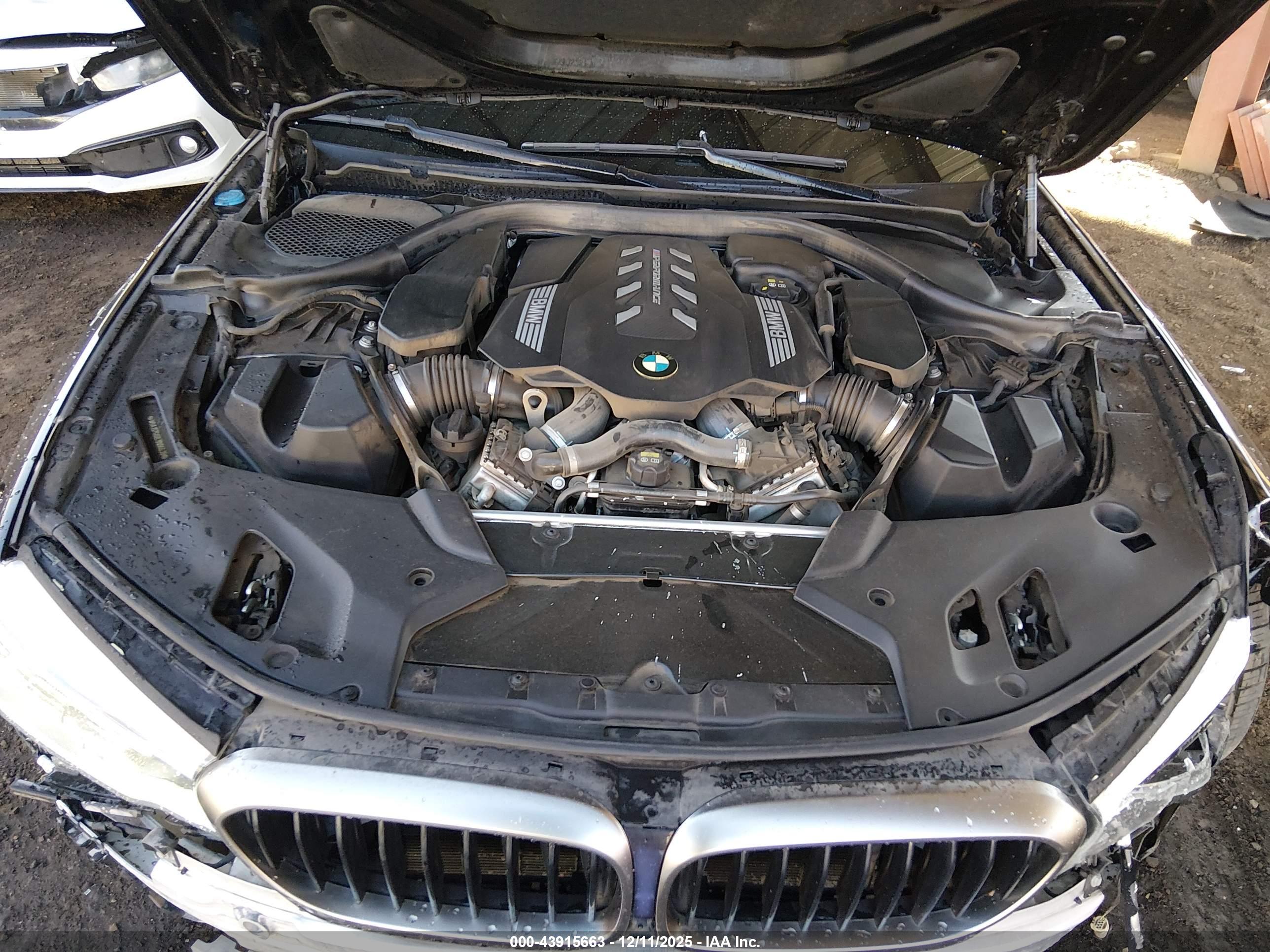 BMW M550I image 10