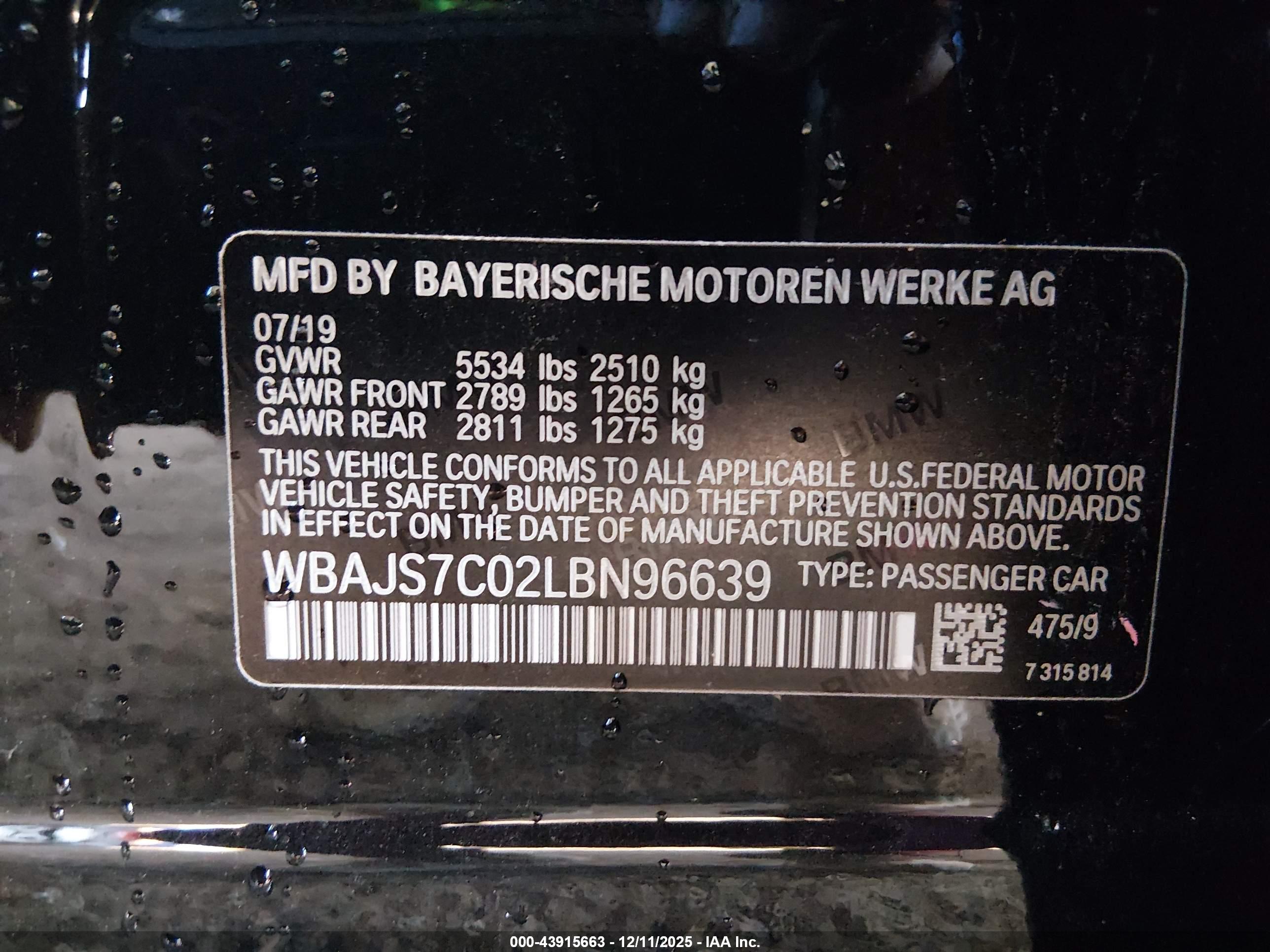 BMW M550I image 9