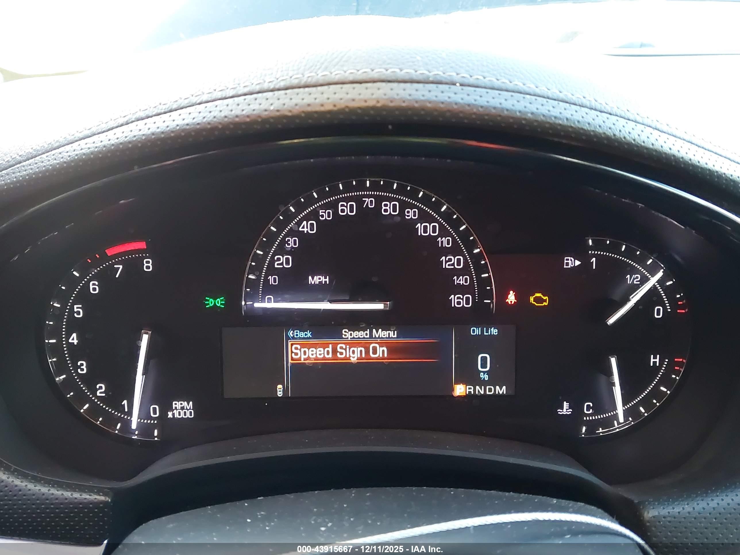 CADILLAC XTS image 7