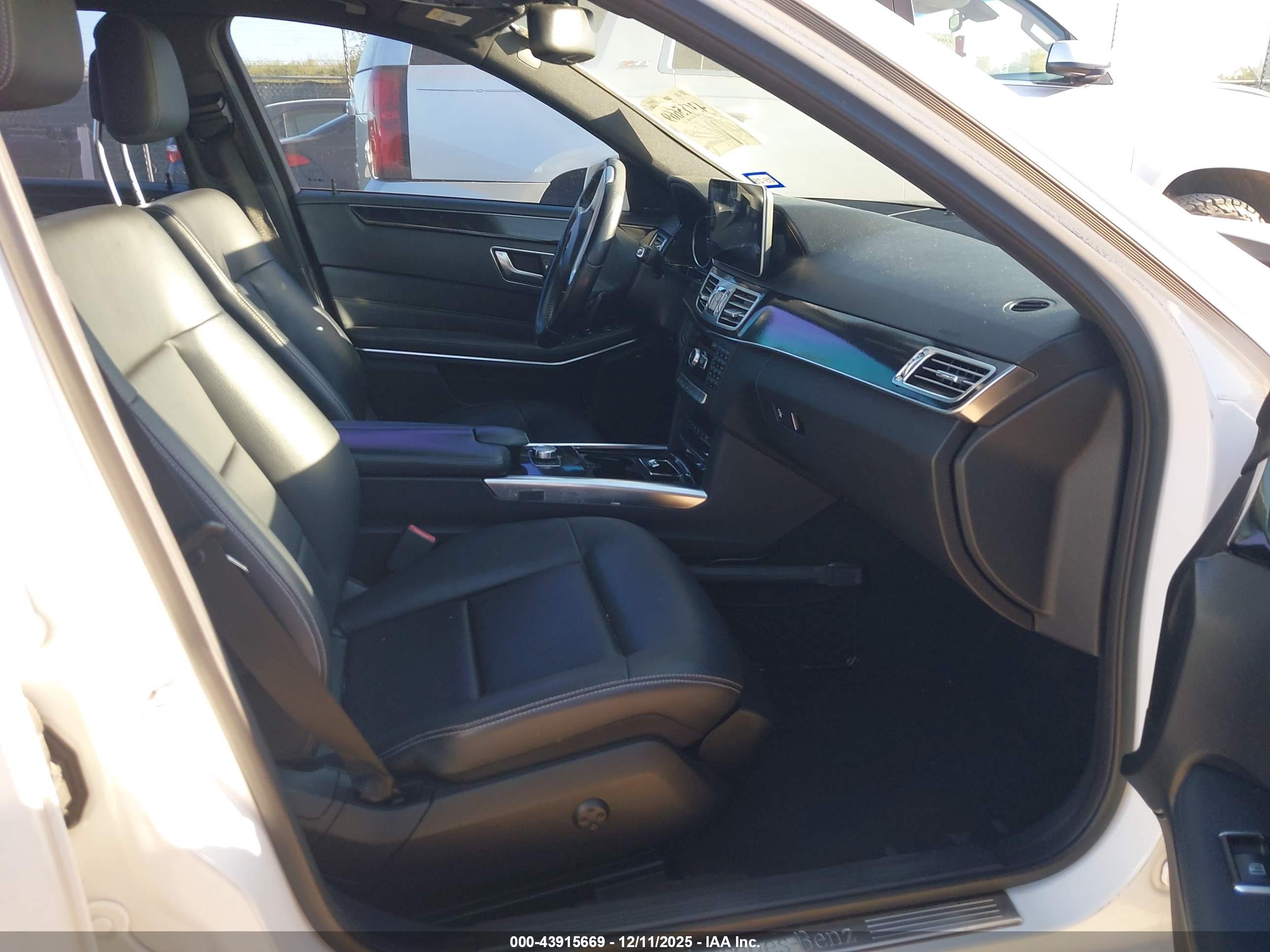 MERCEDES-BENZ E image 5