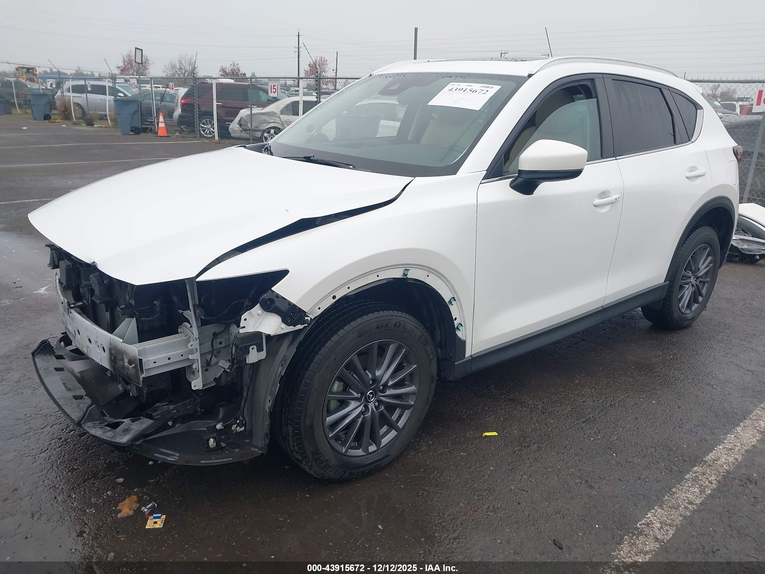 MAZDA CX-5 image 2
