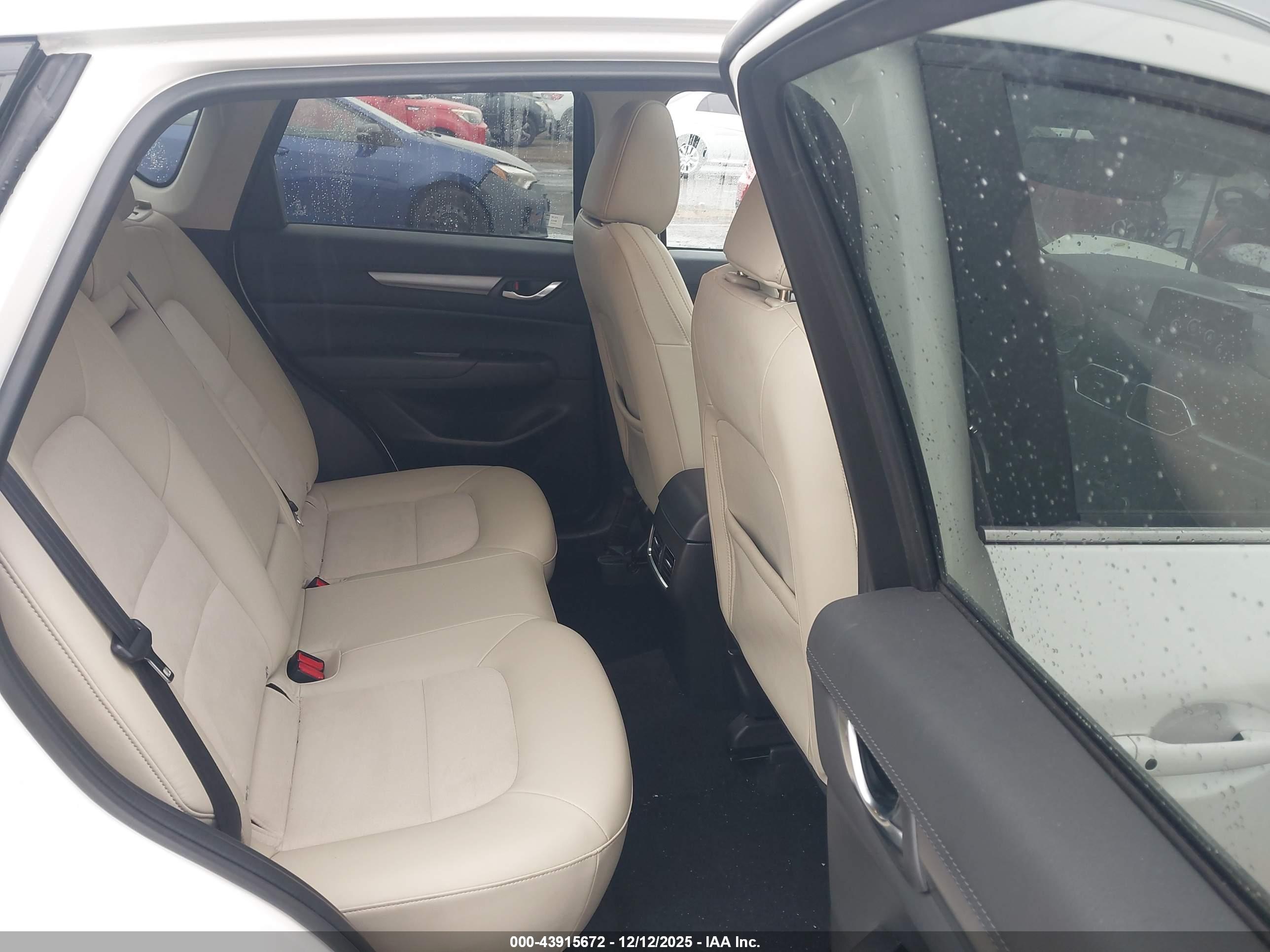 MAZDA CX-5 image 8