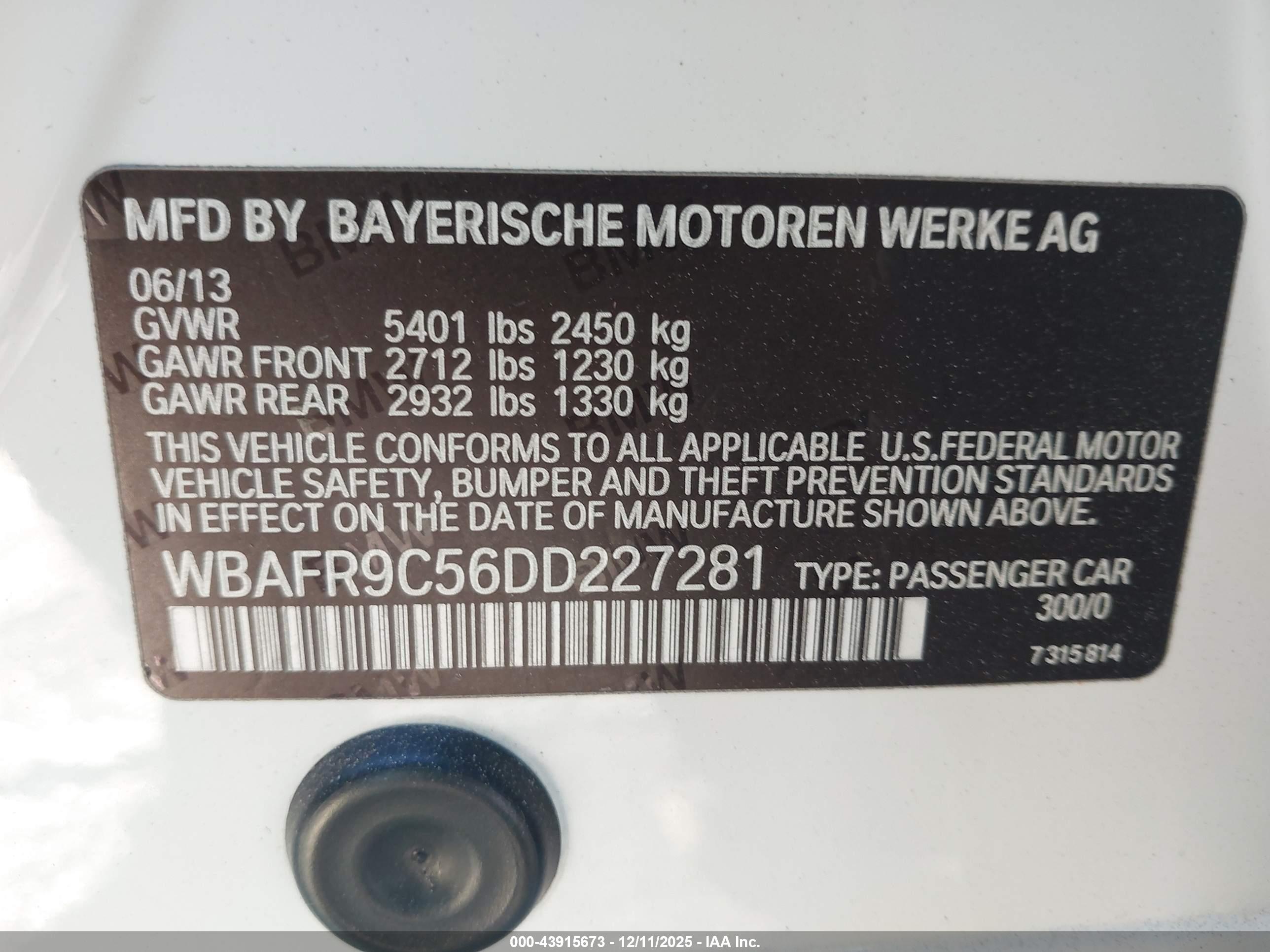 BMW 550I image 9