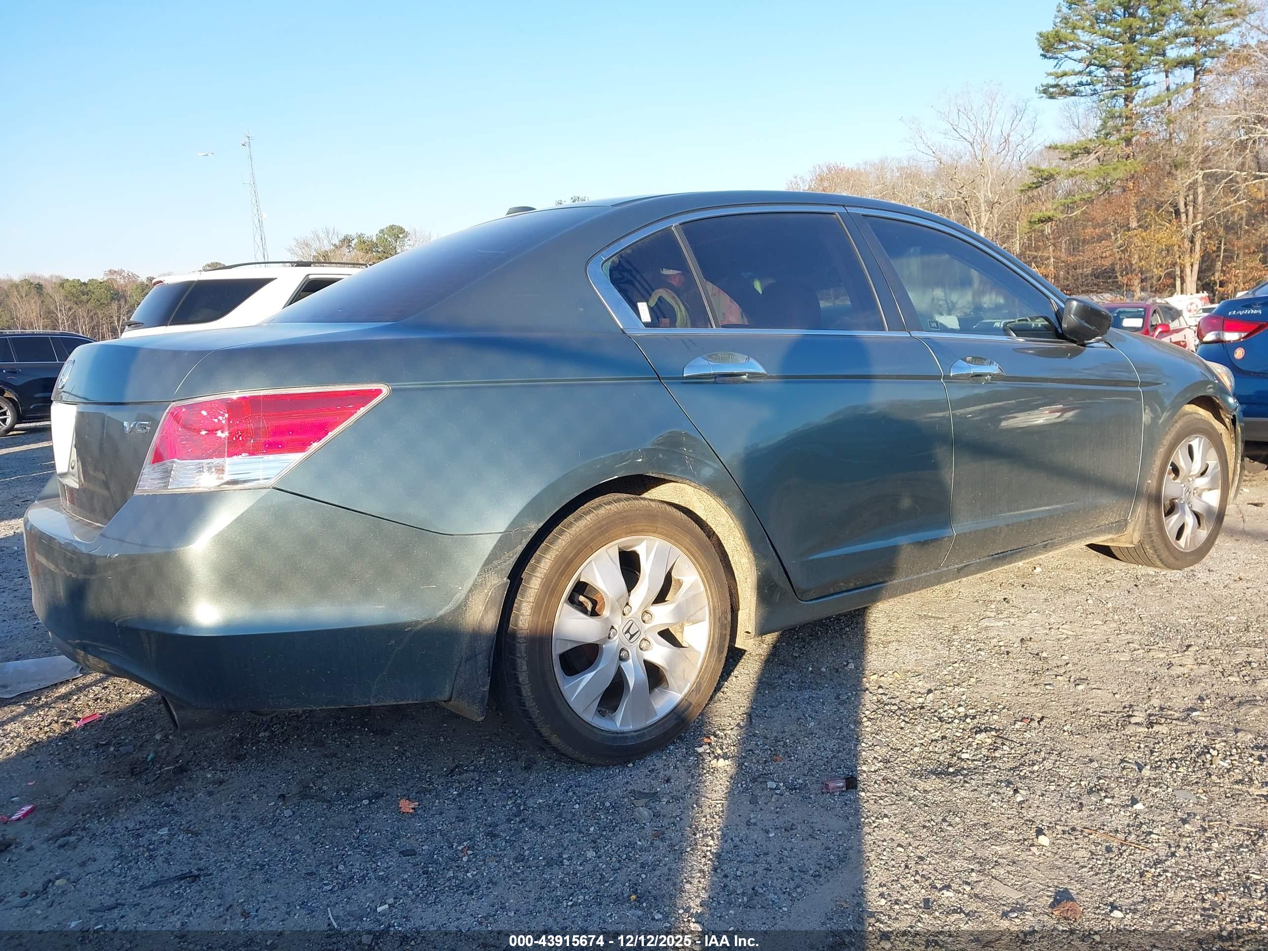 HONDA ACCORD image 4