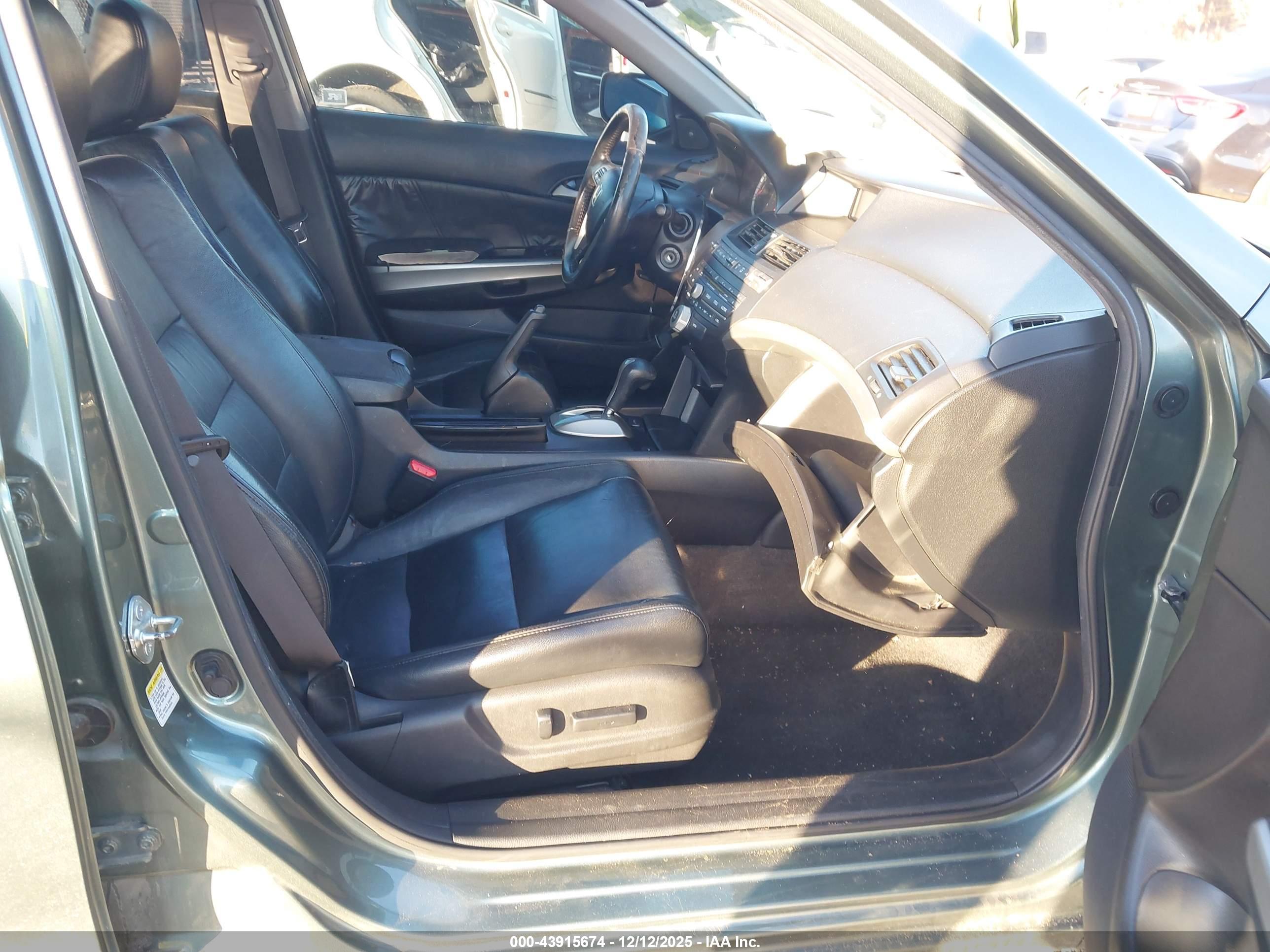 HONDA ACCORD image 5