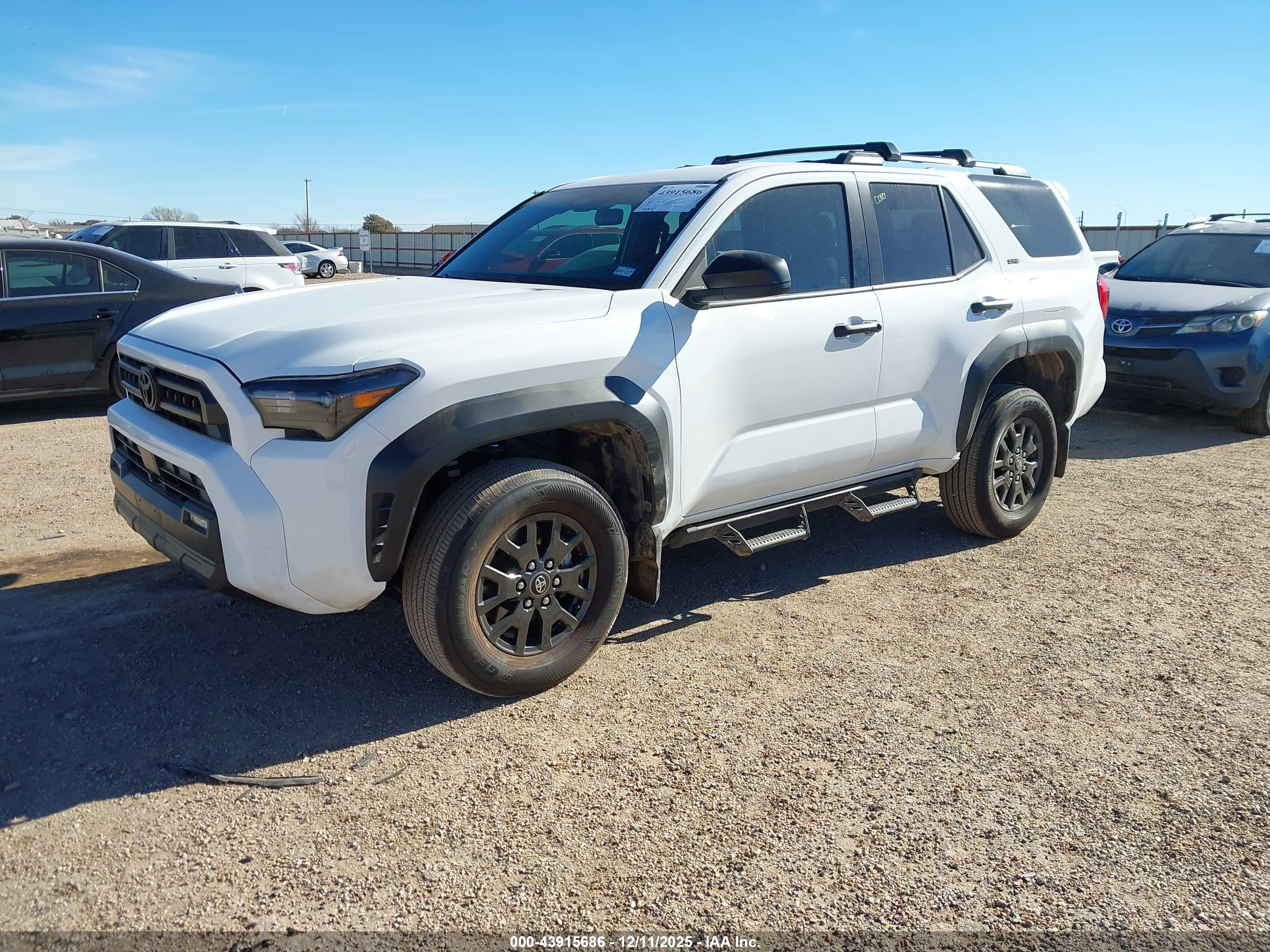 TOYOTA 4RUNNER image 2