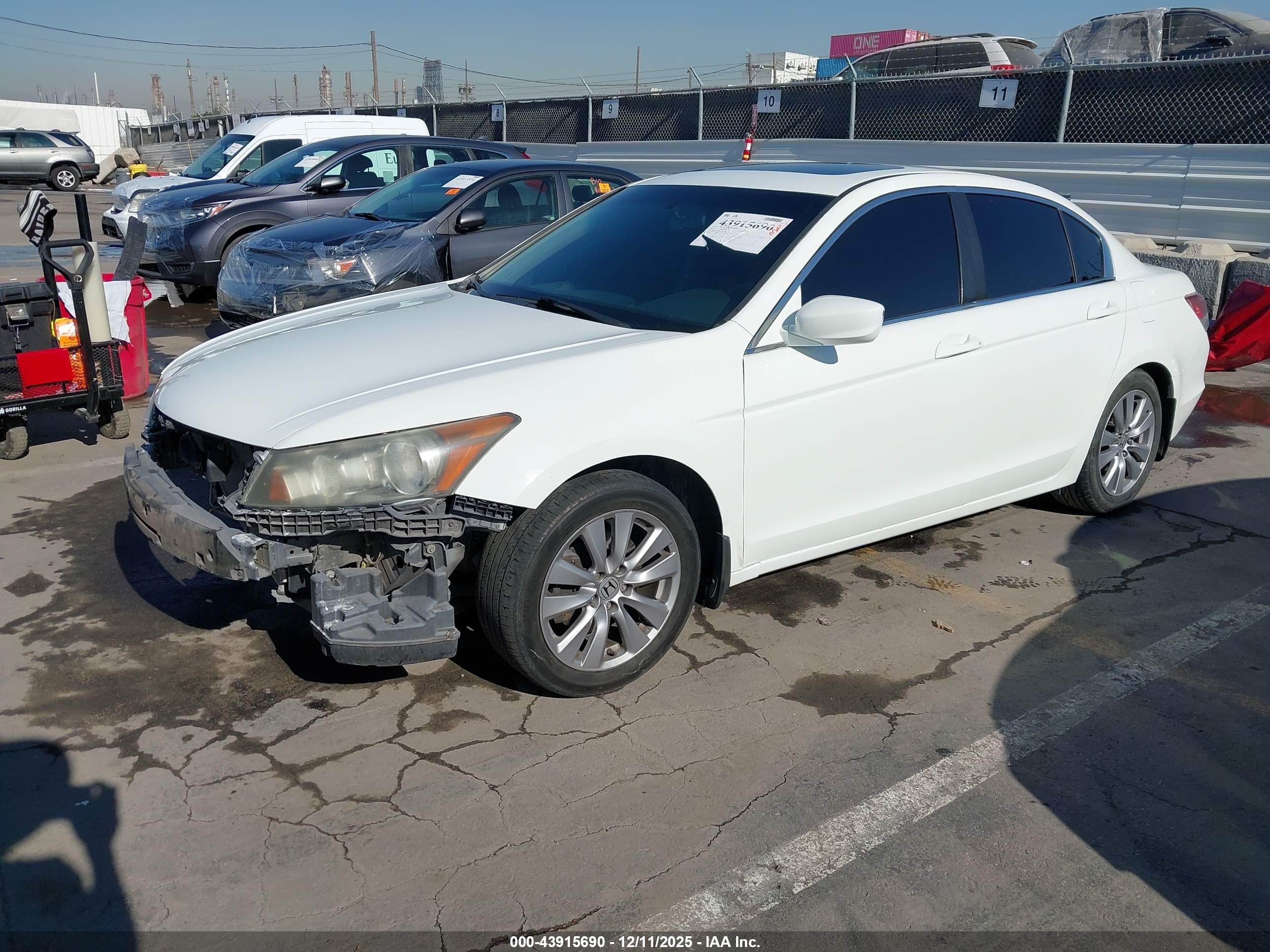 HONDA ACCORD image 2