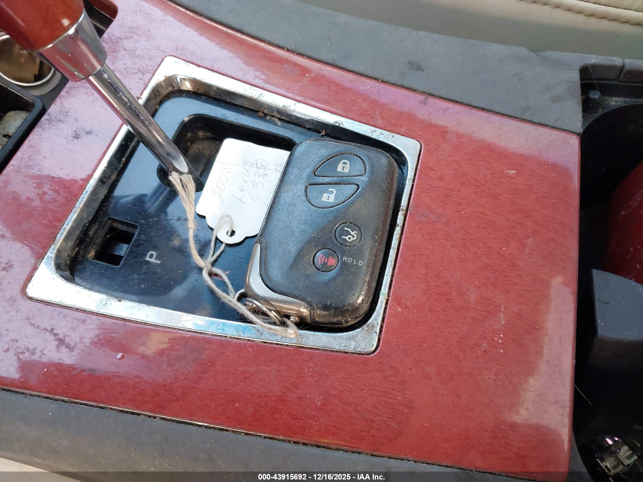 LEXUS ES image 11