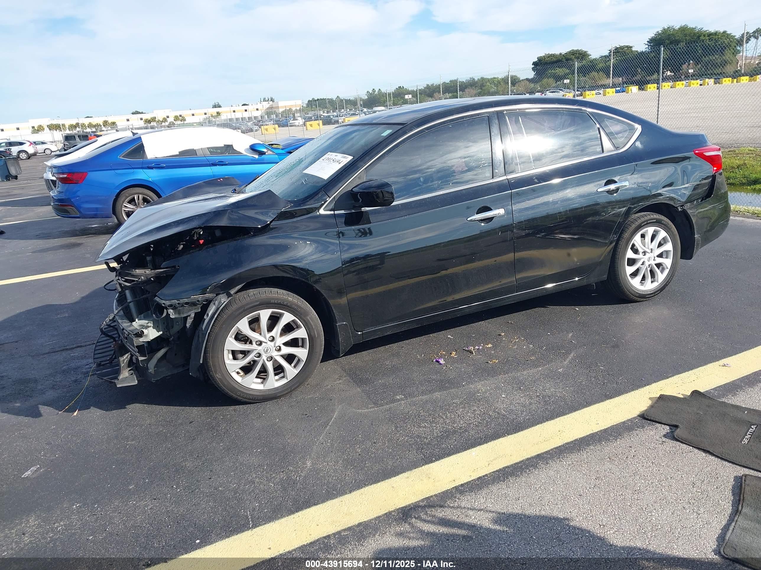 NISSAN SENTRA image 2
