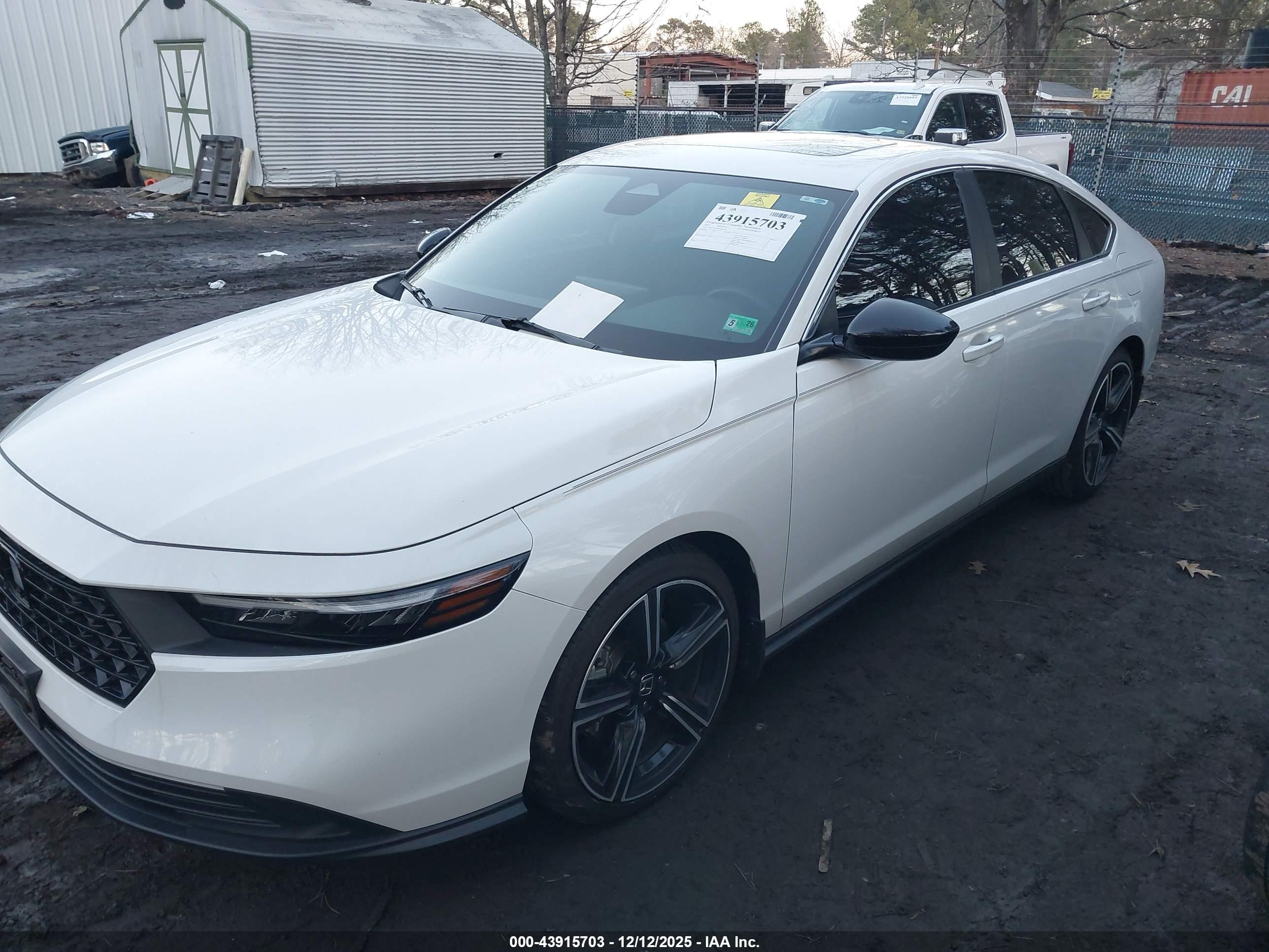HONDA ACCORD image 2