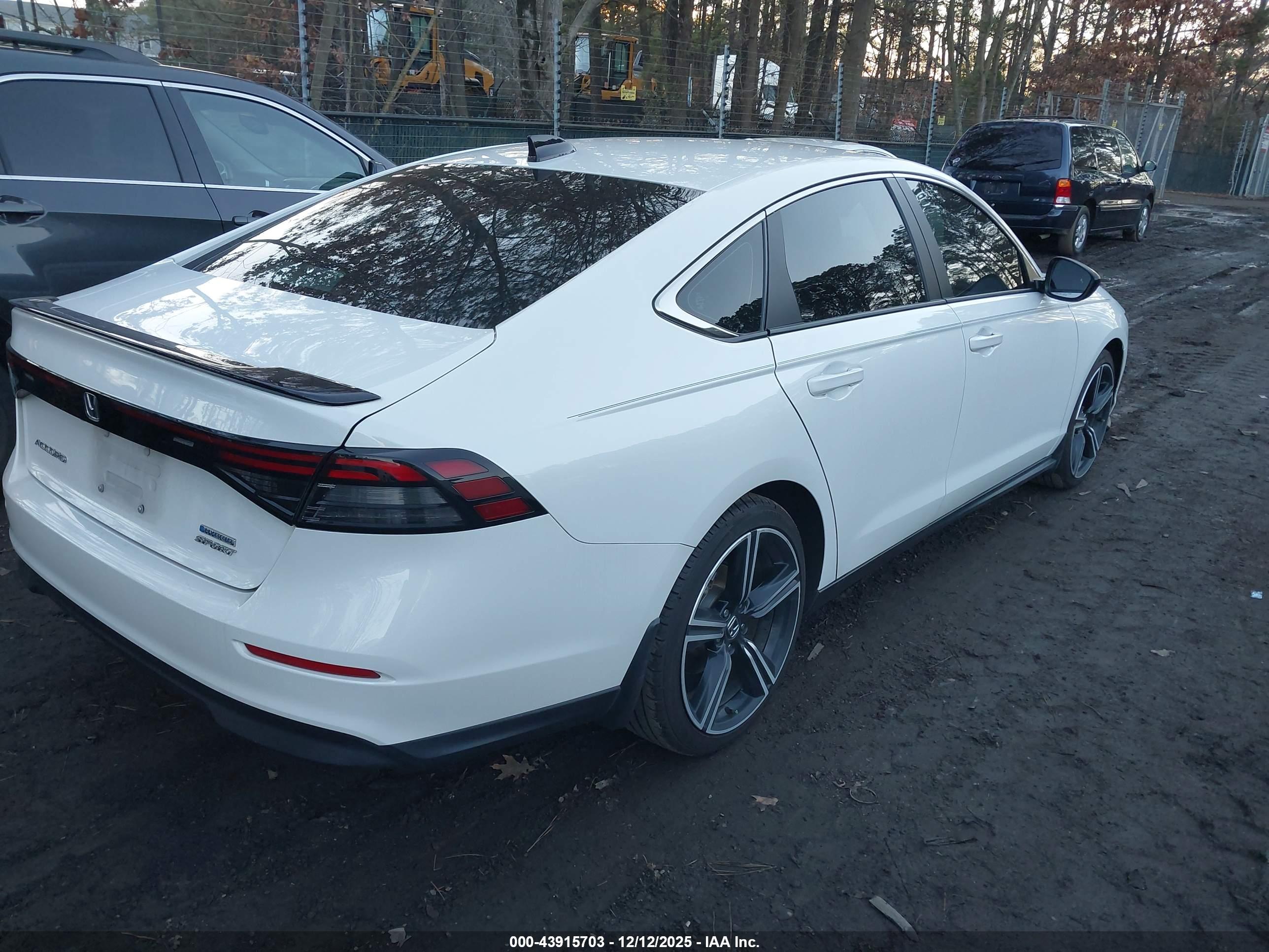 HONDA ACCORD image 4
