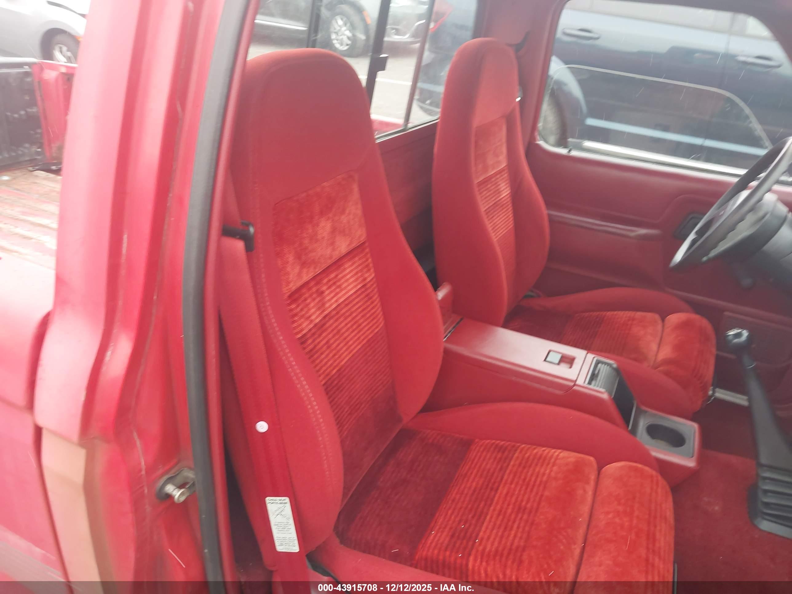 FORD RANGER image 8