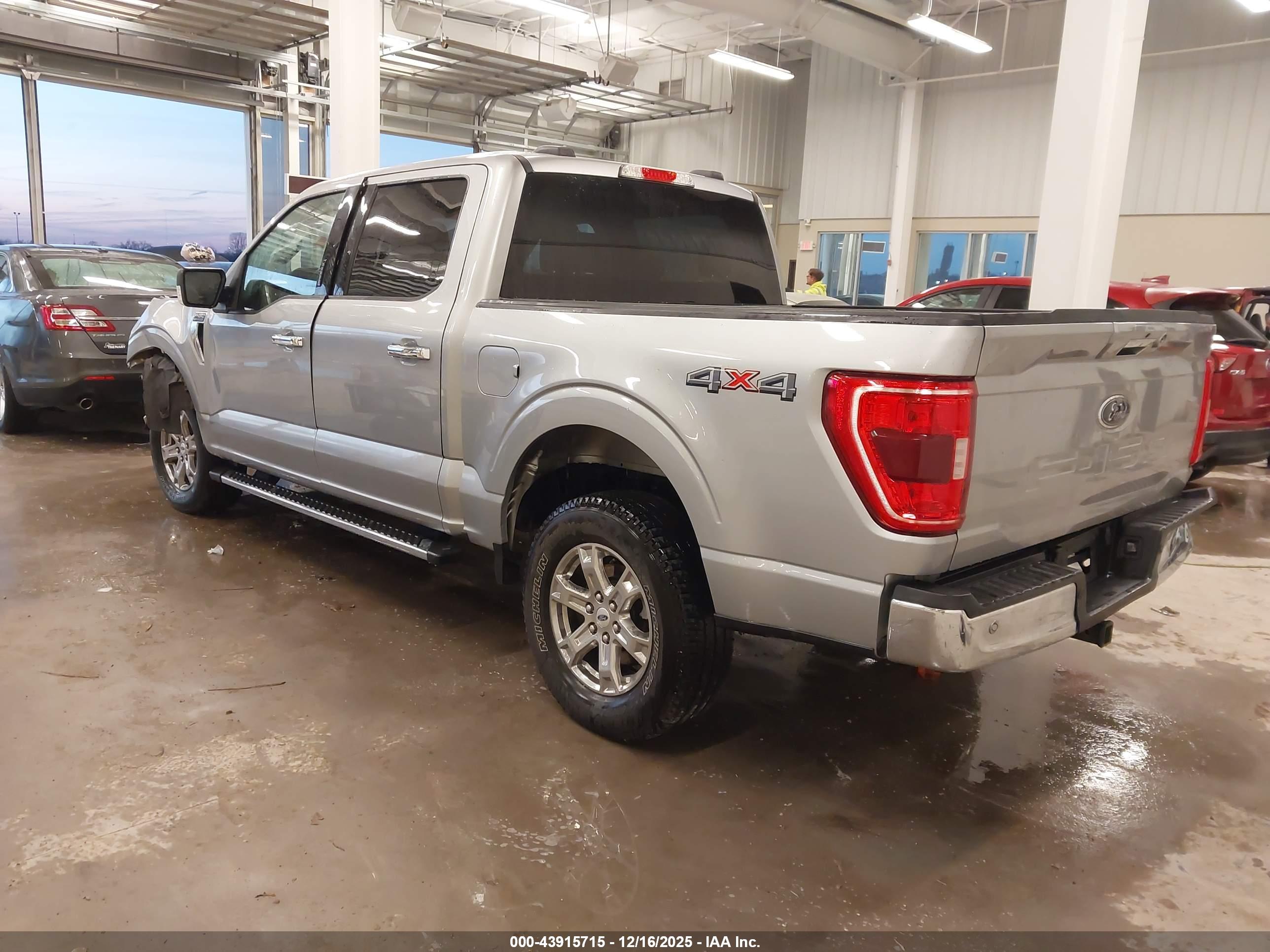 FORD F-150 image 3