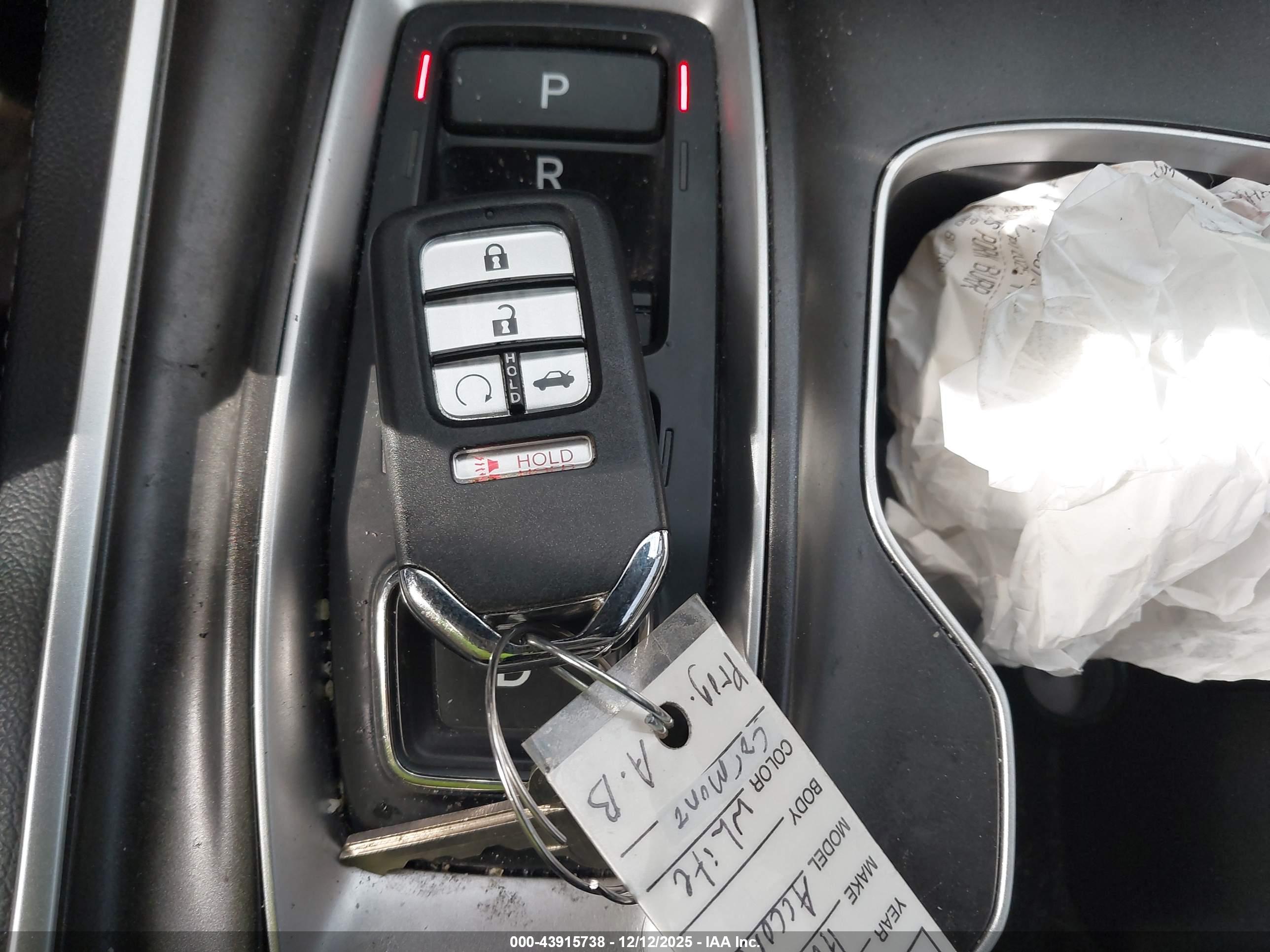 HONDA ACCORD image 11