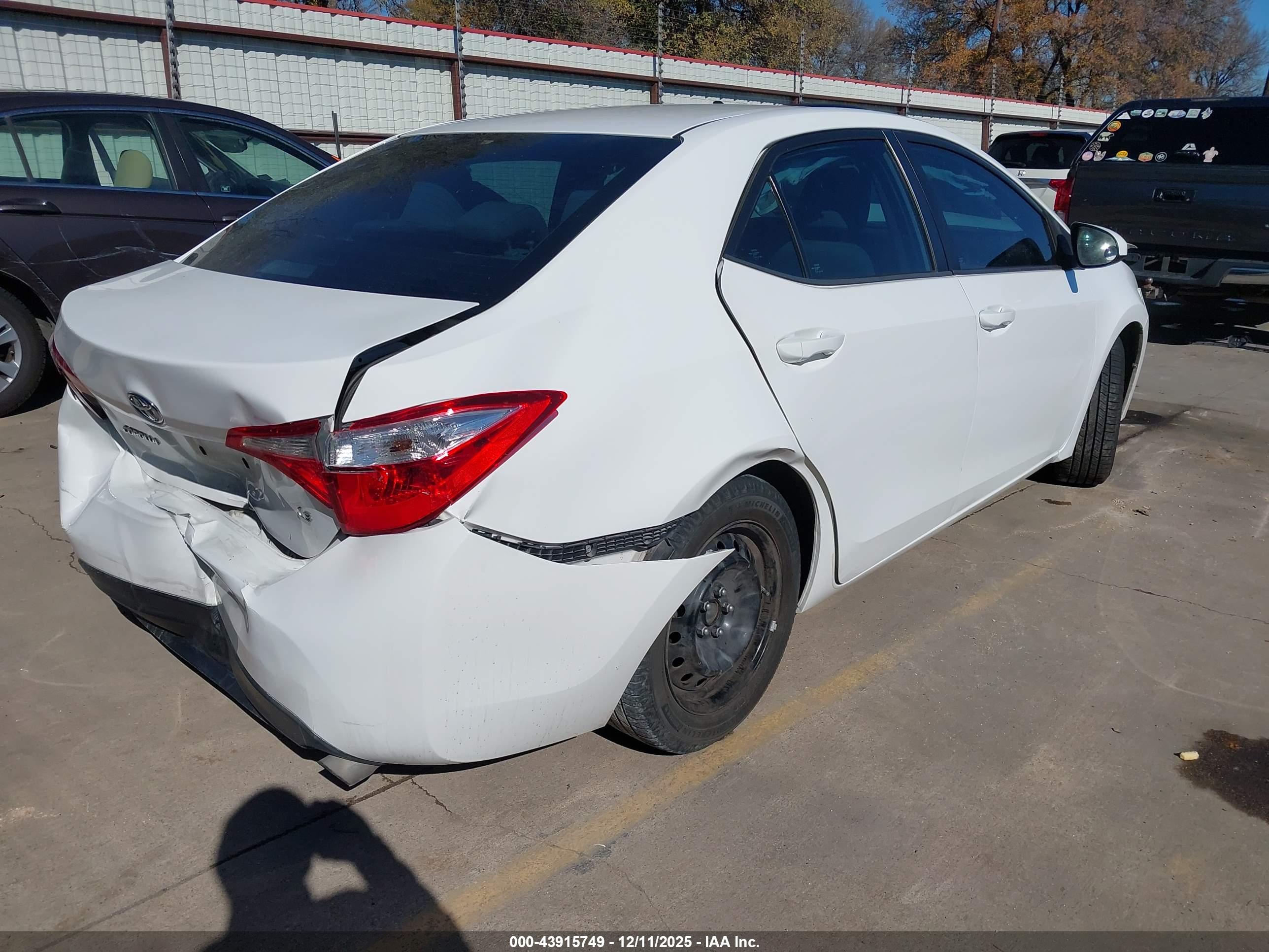 TOYOTA COROLLA image 4