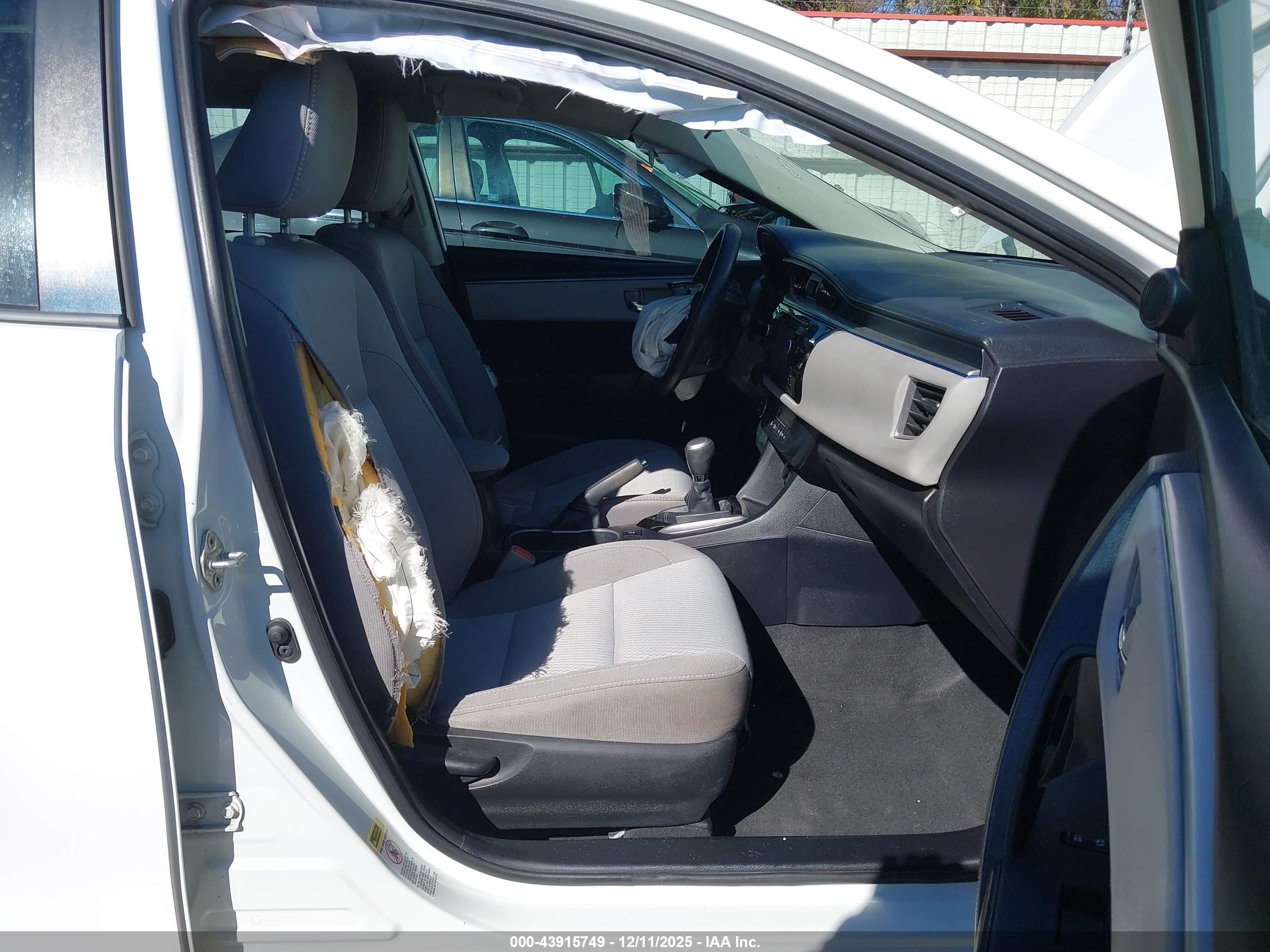 TOYOTA COROLLA image 5