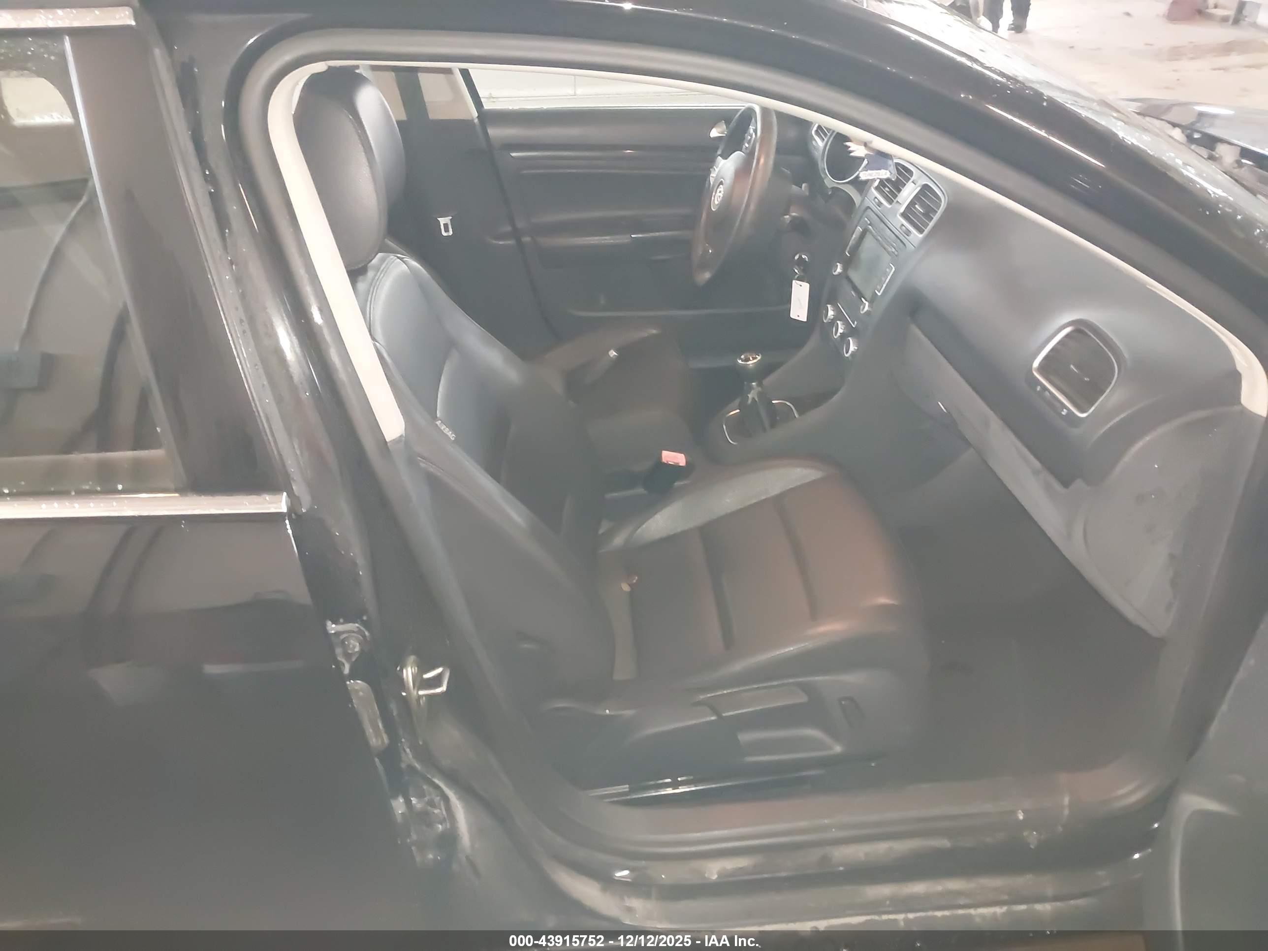 VOLKSWAGEN JETTA image 5