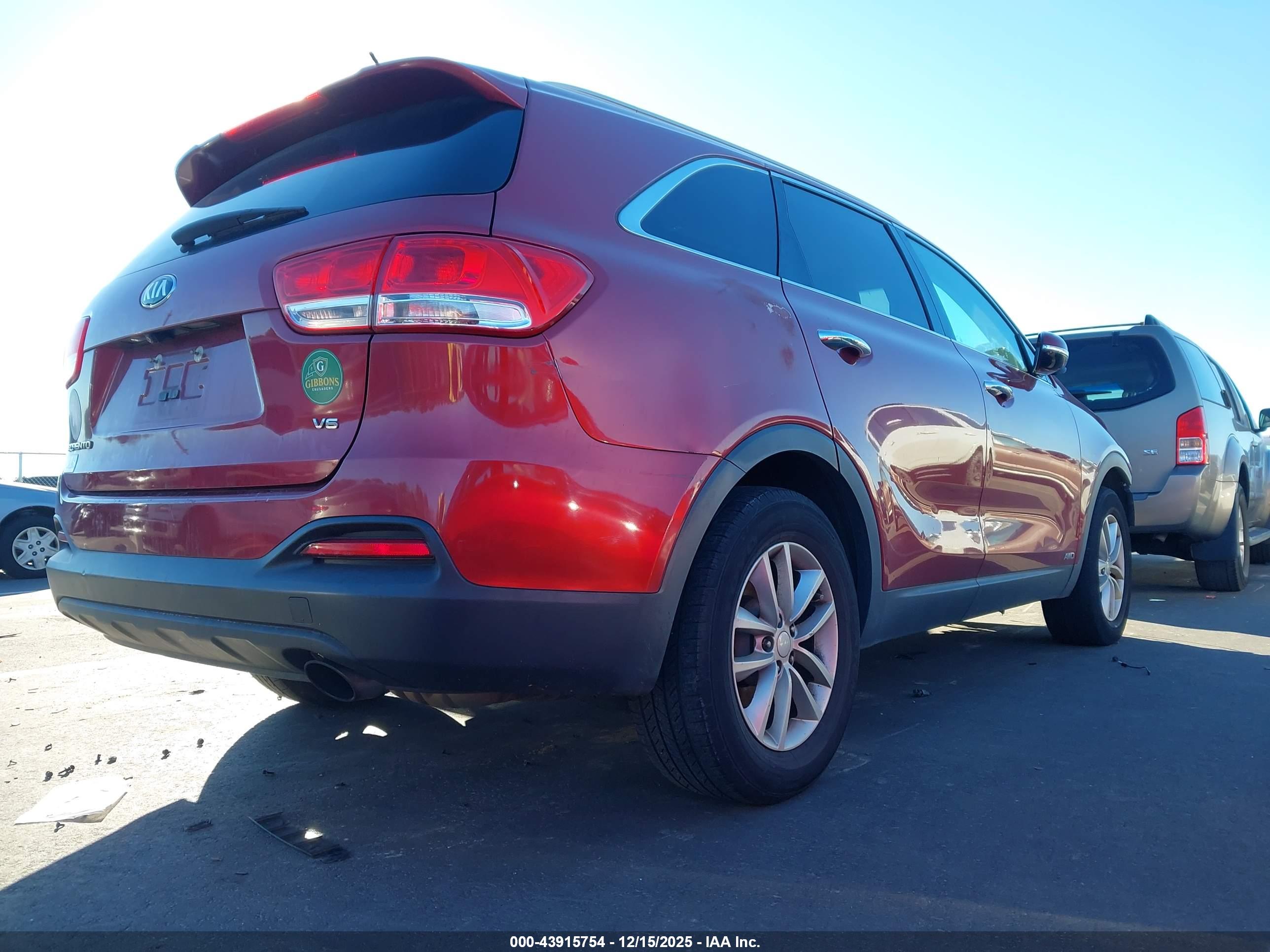 KIA SORENTO image 4