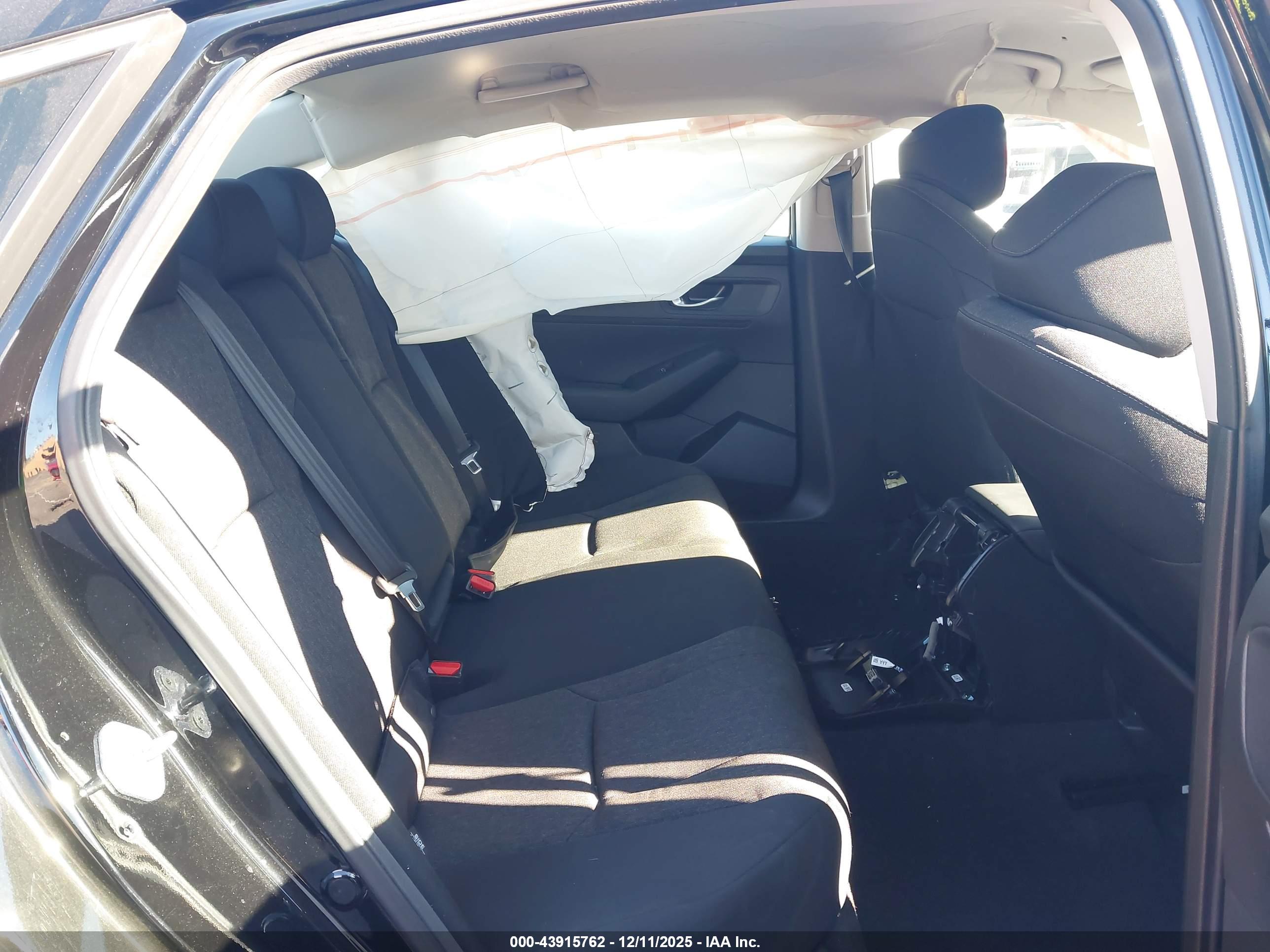 HONDA ACCORD image 8
