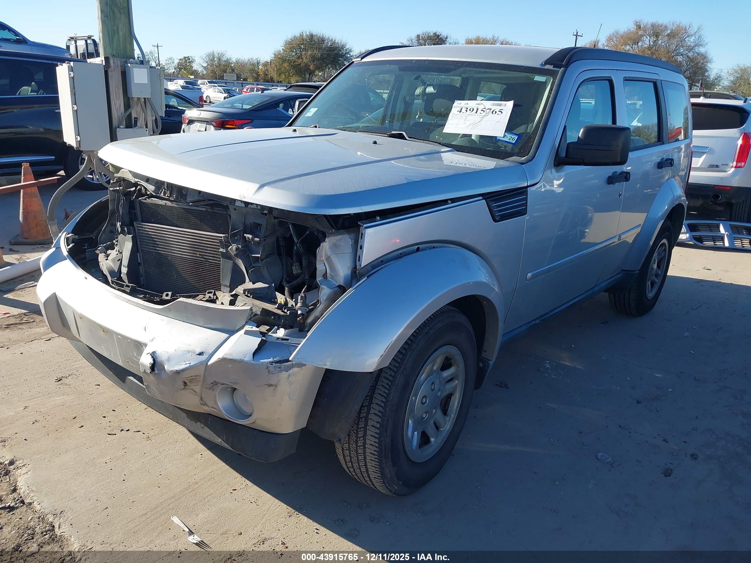 DODGE NITRO image 2