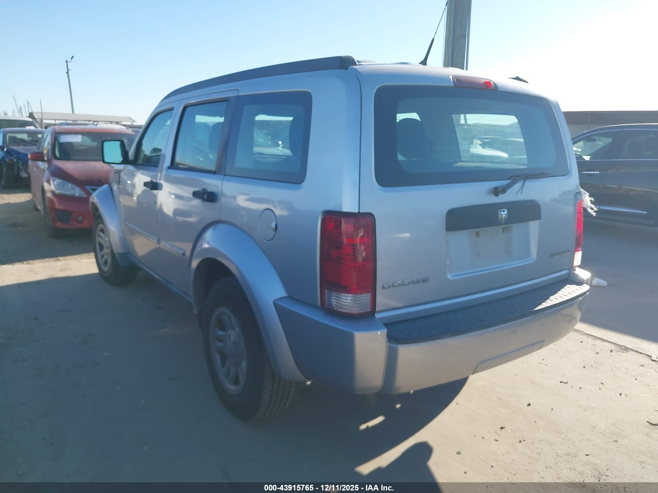 DODGE NITRO image 3