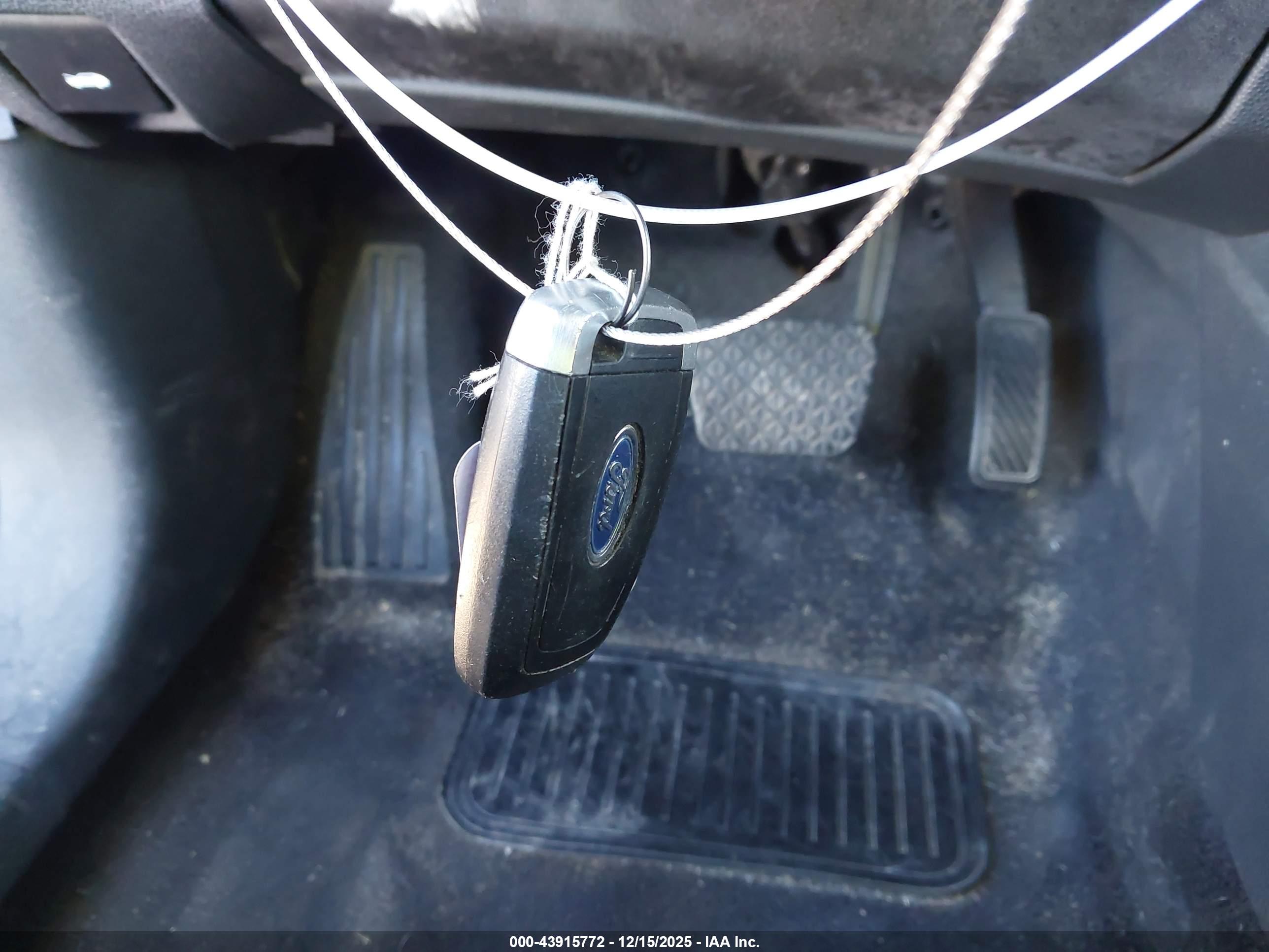 FORD ECOSPORT image 11