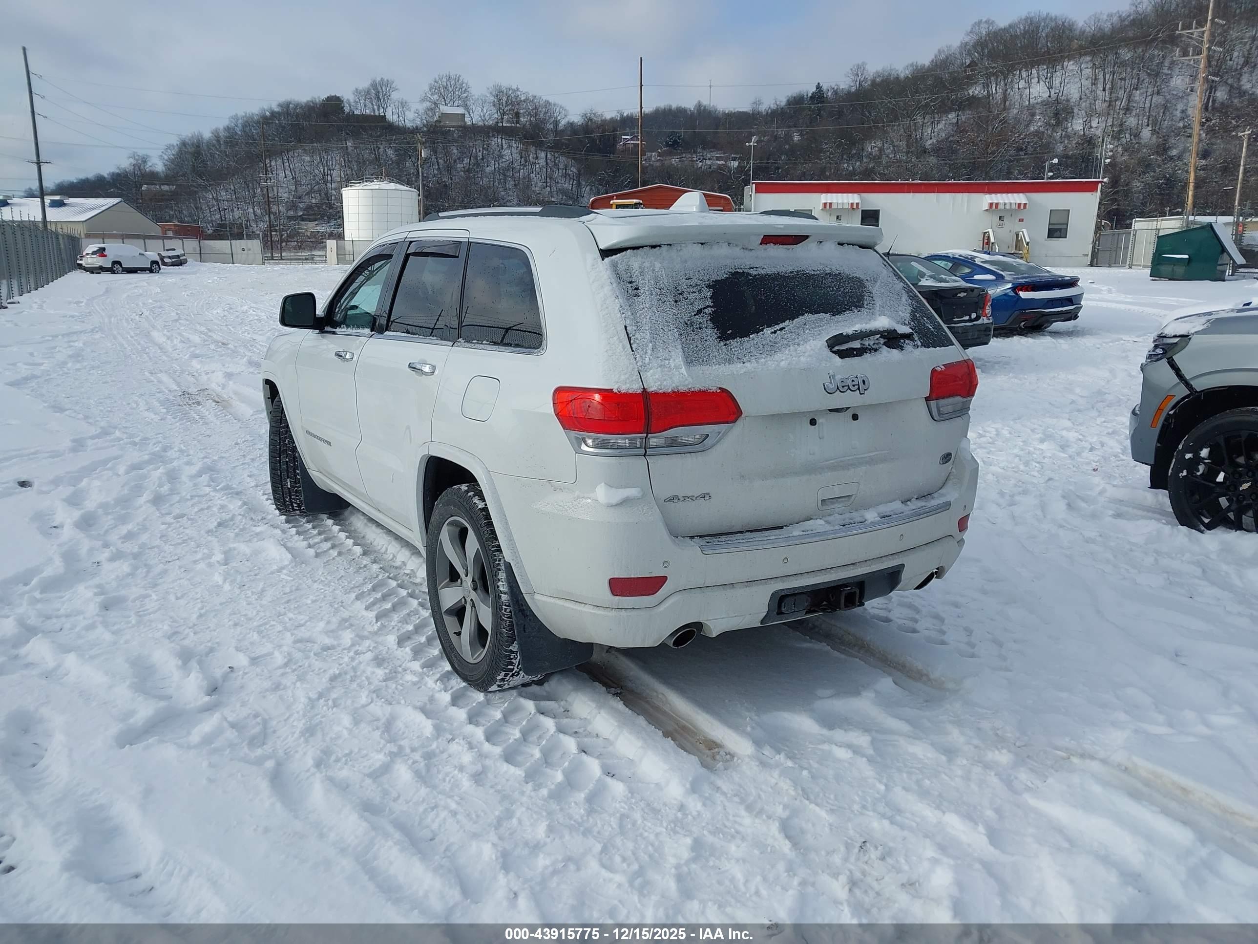 JEEP GRAND image 3