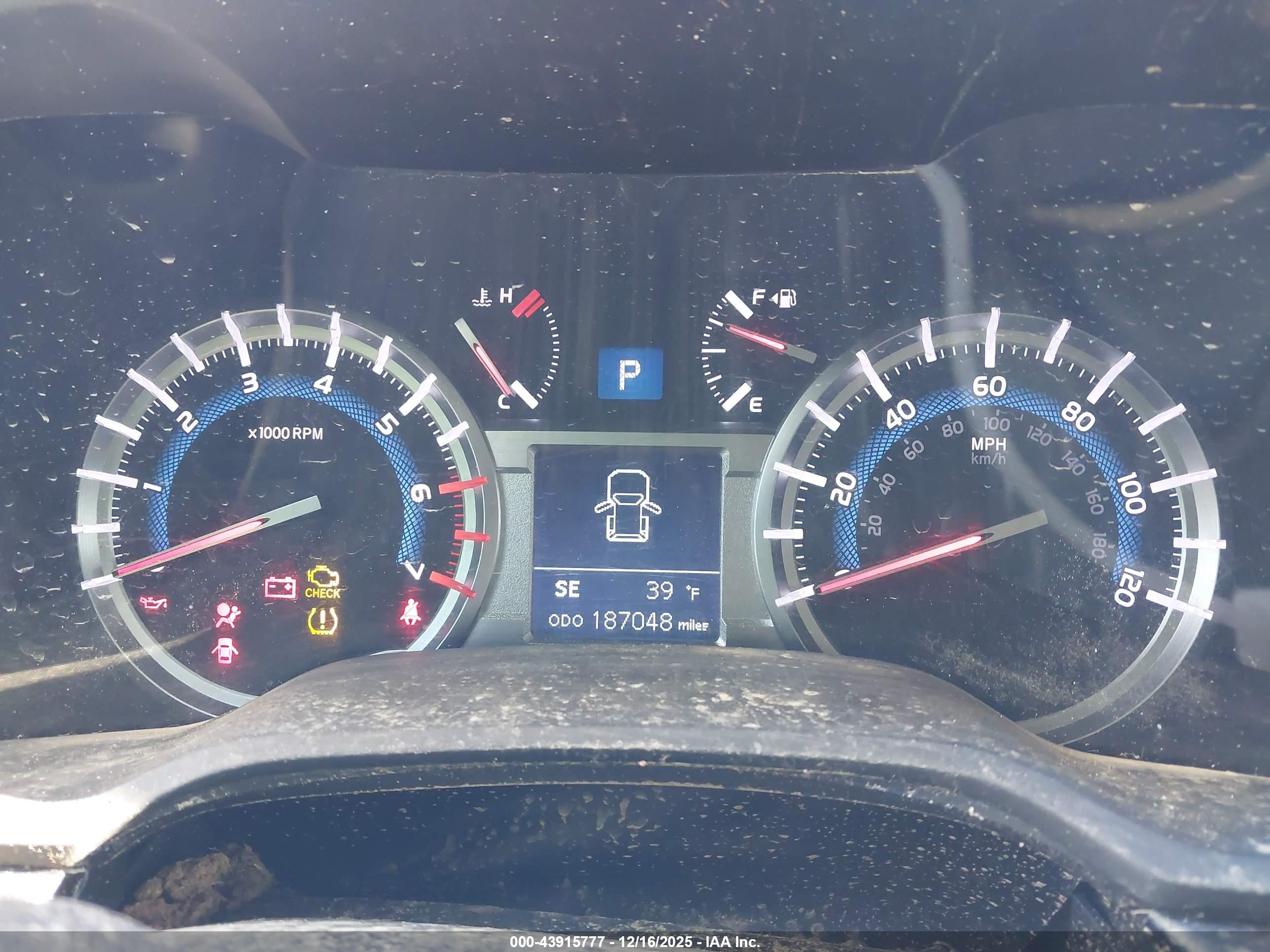 TOYOTA 4RUNNER image 7