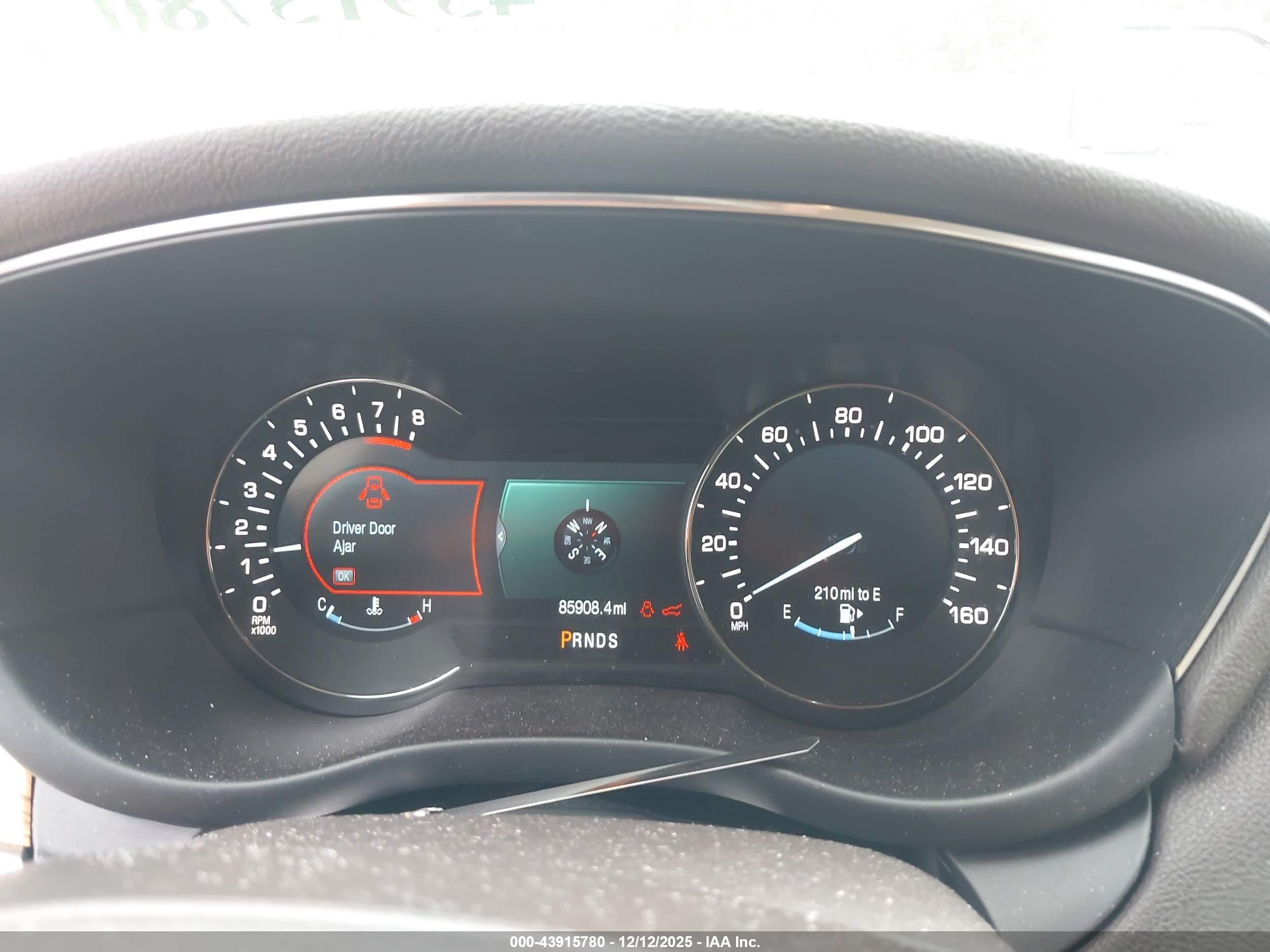 LINCOLN MKC image 7