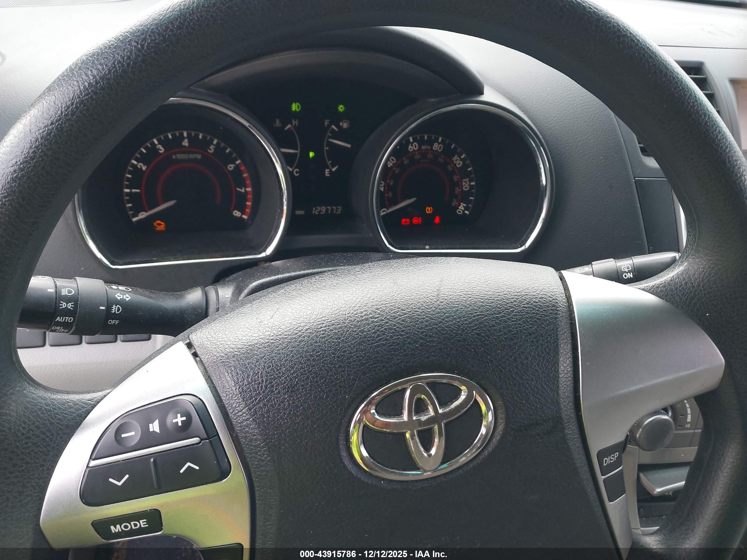 TOYOTA HIGHLANDER image 7