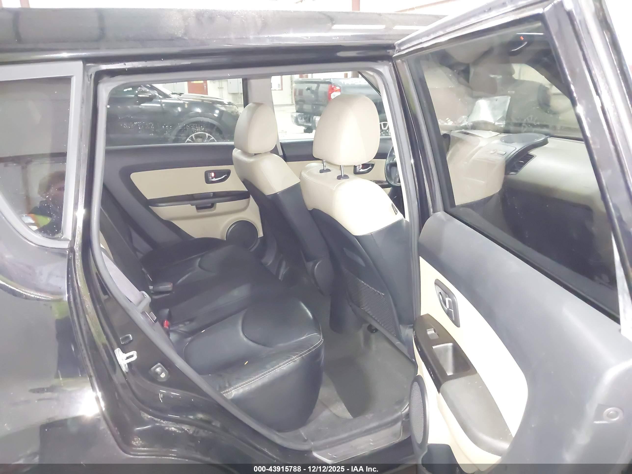 KIA SOUL image 8