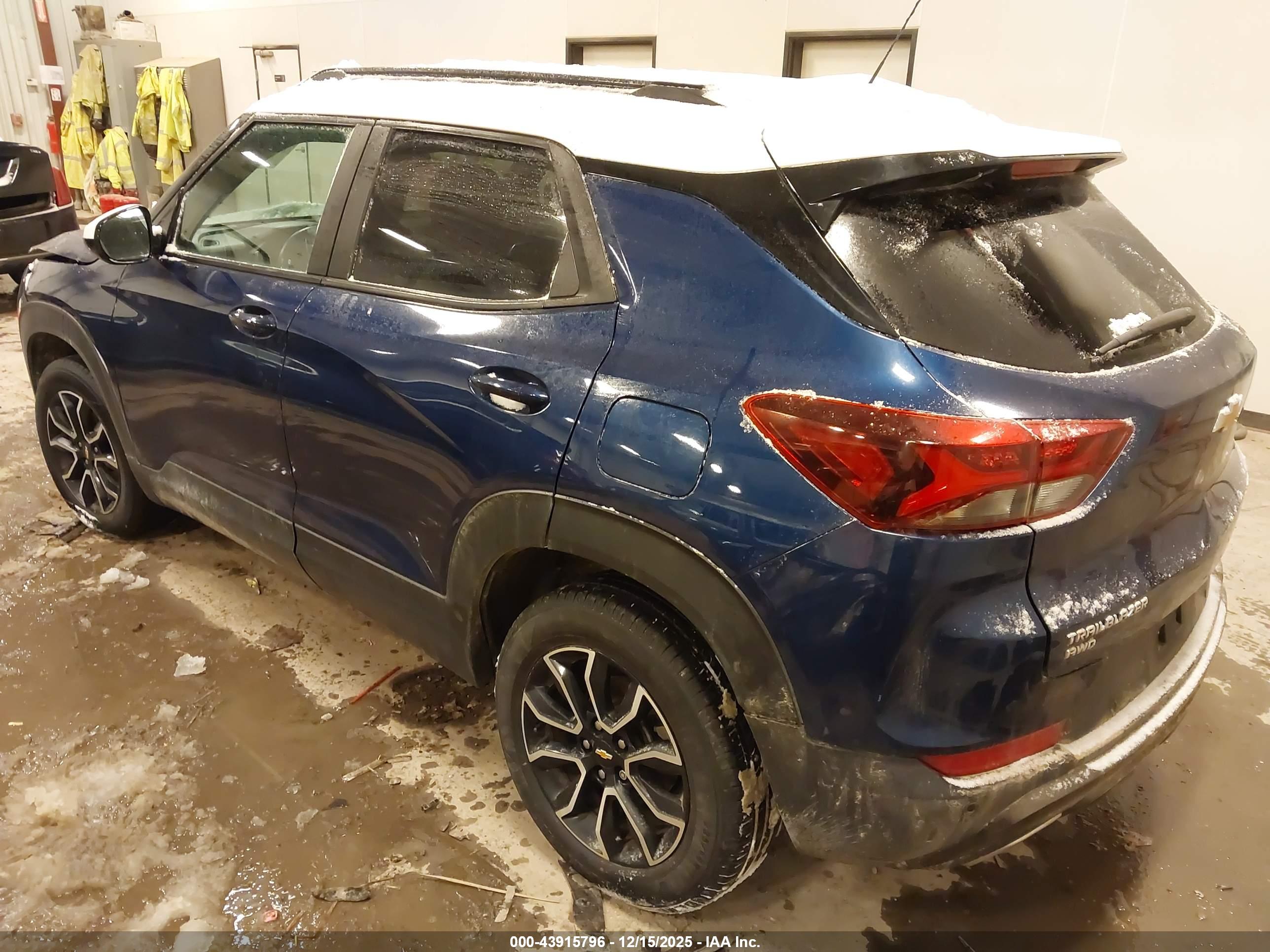 CHEVROLET TRAILBLAZER image 3