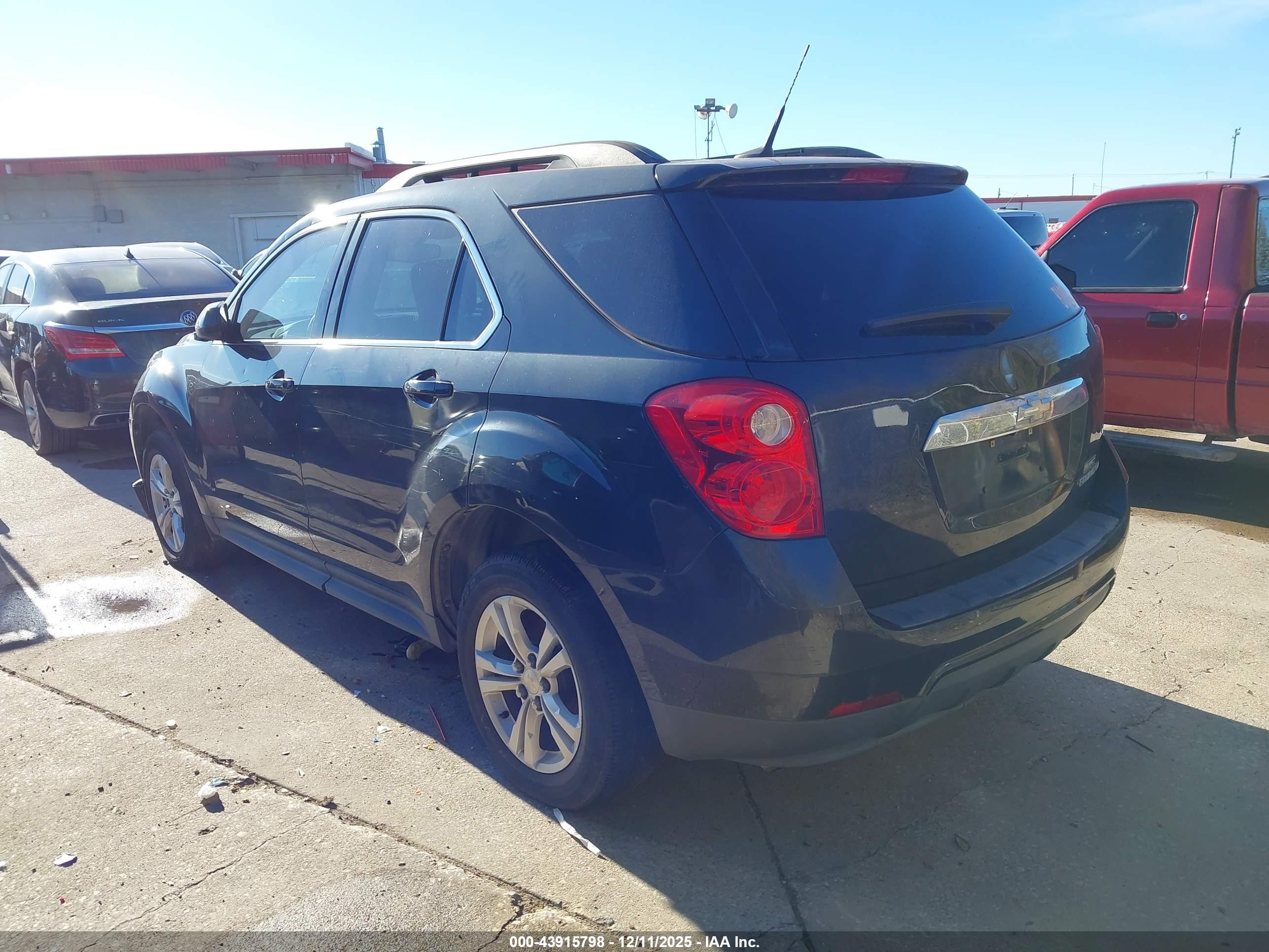 CHEVROLET EQUINOX image 3