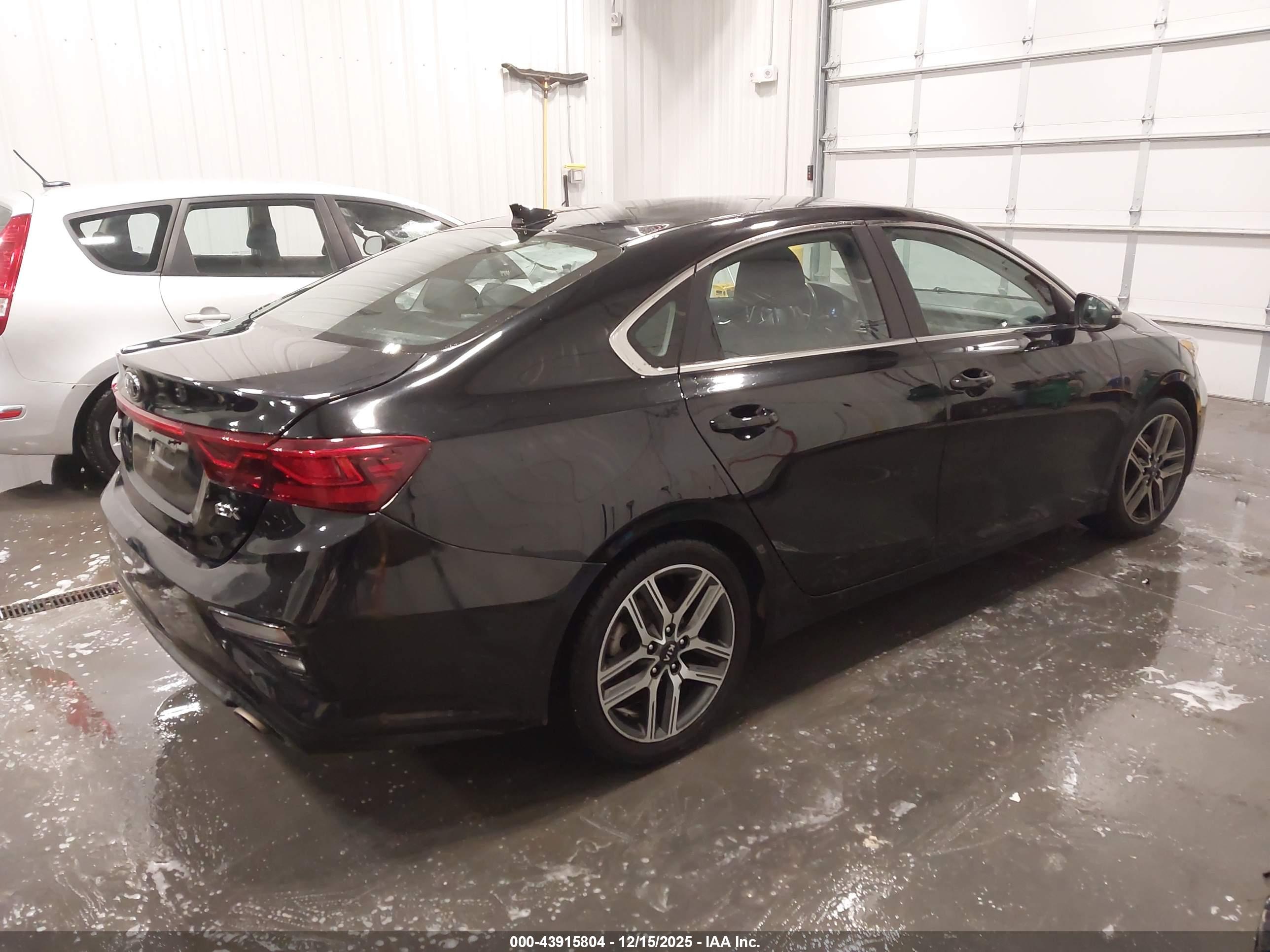 KIA FORTE image 4