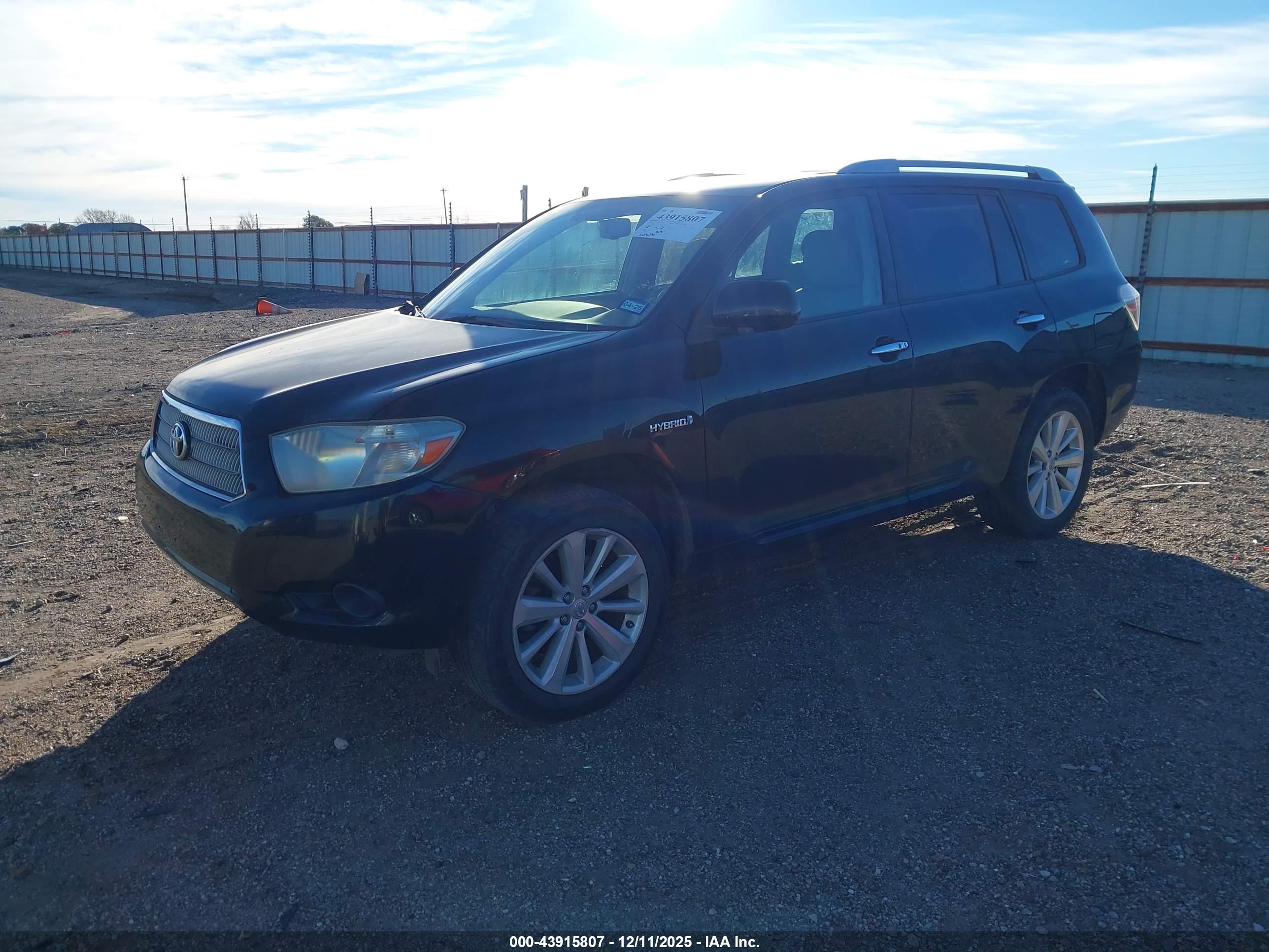 TOYOTA HIGHLANDER image 2