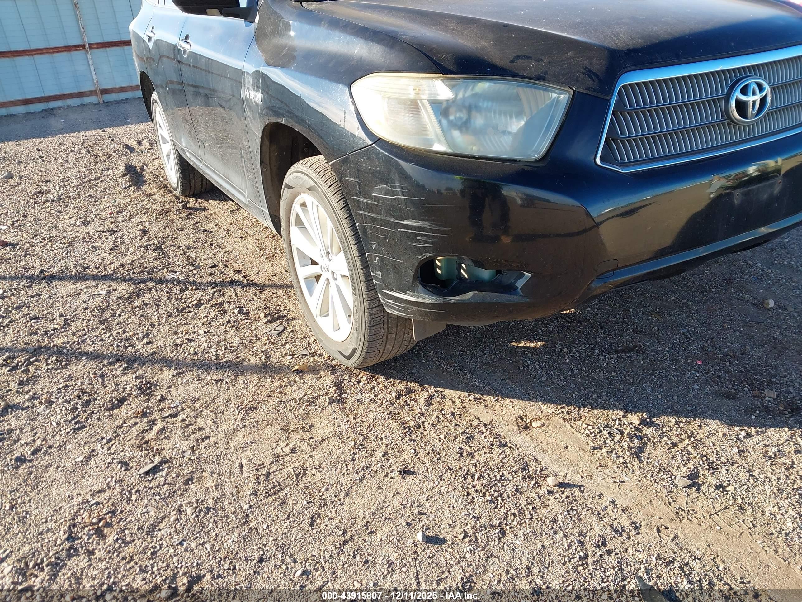TOYOTA HIGHLANDER image 6