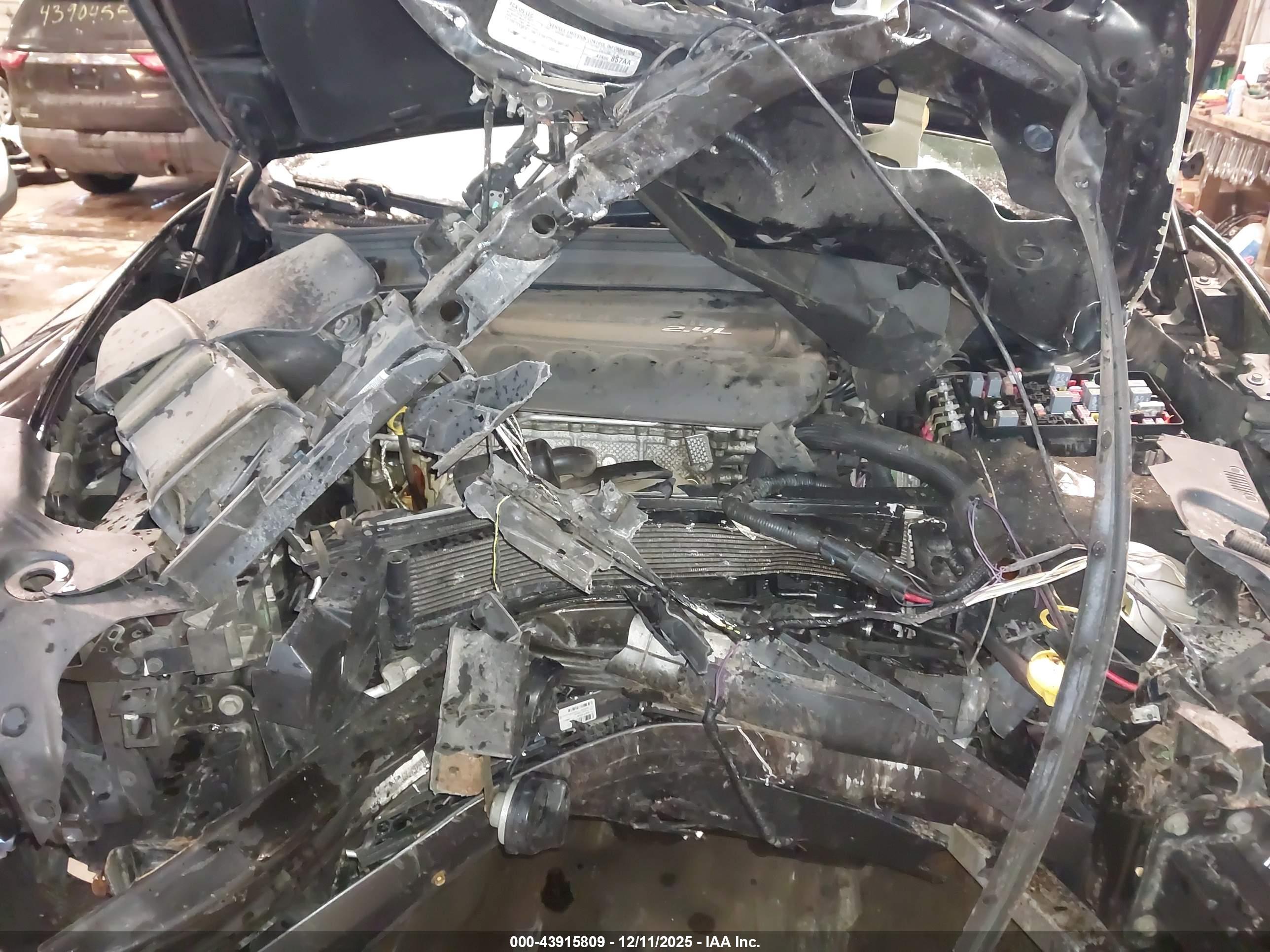 JEEP CHEROKEE image 10