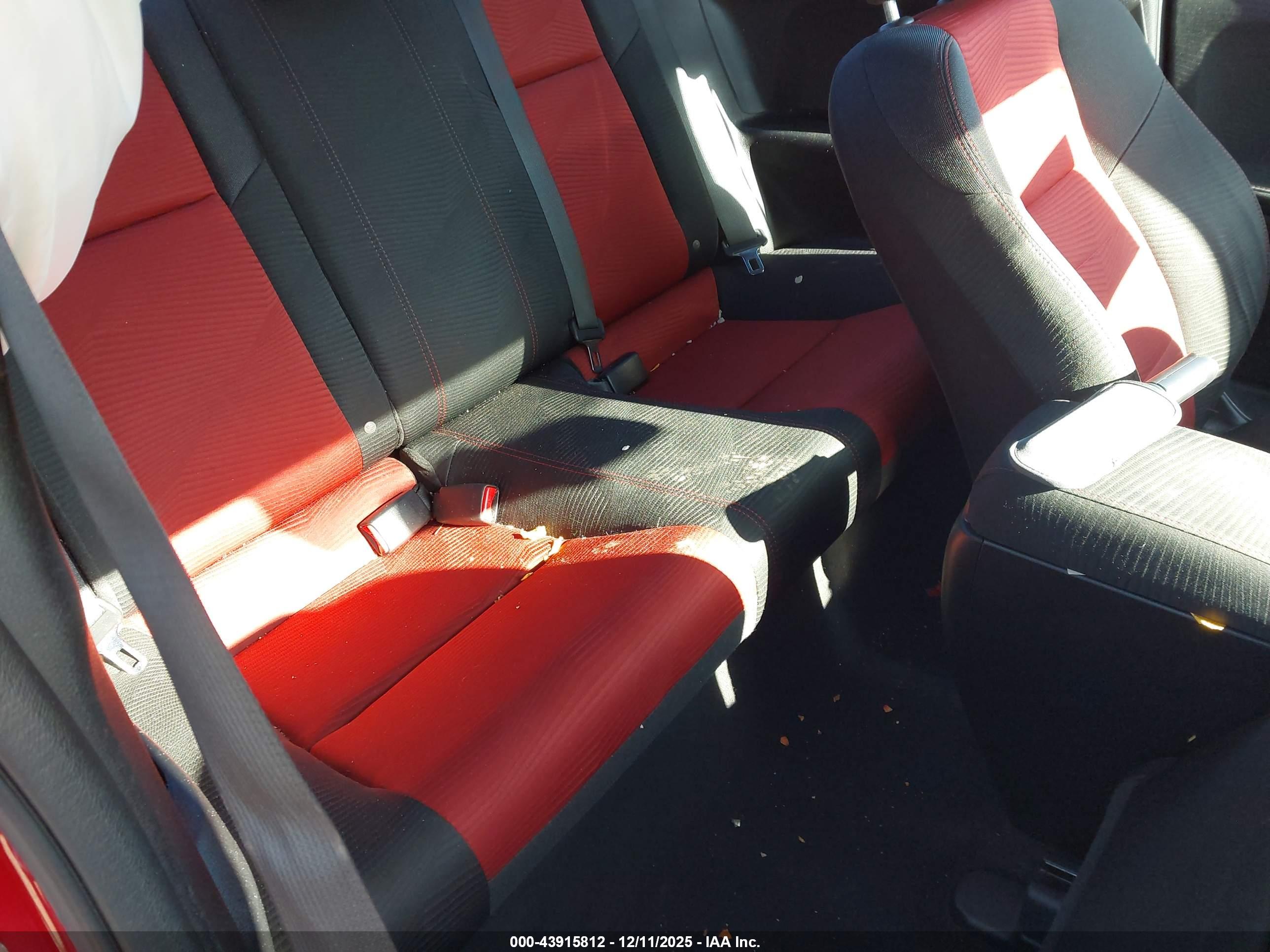 HONDA CIVIC image 8