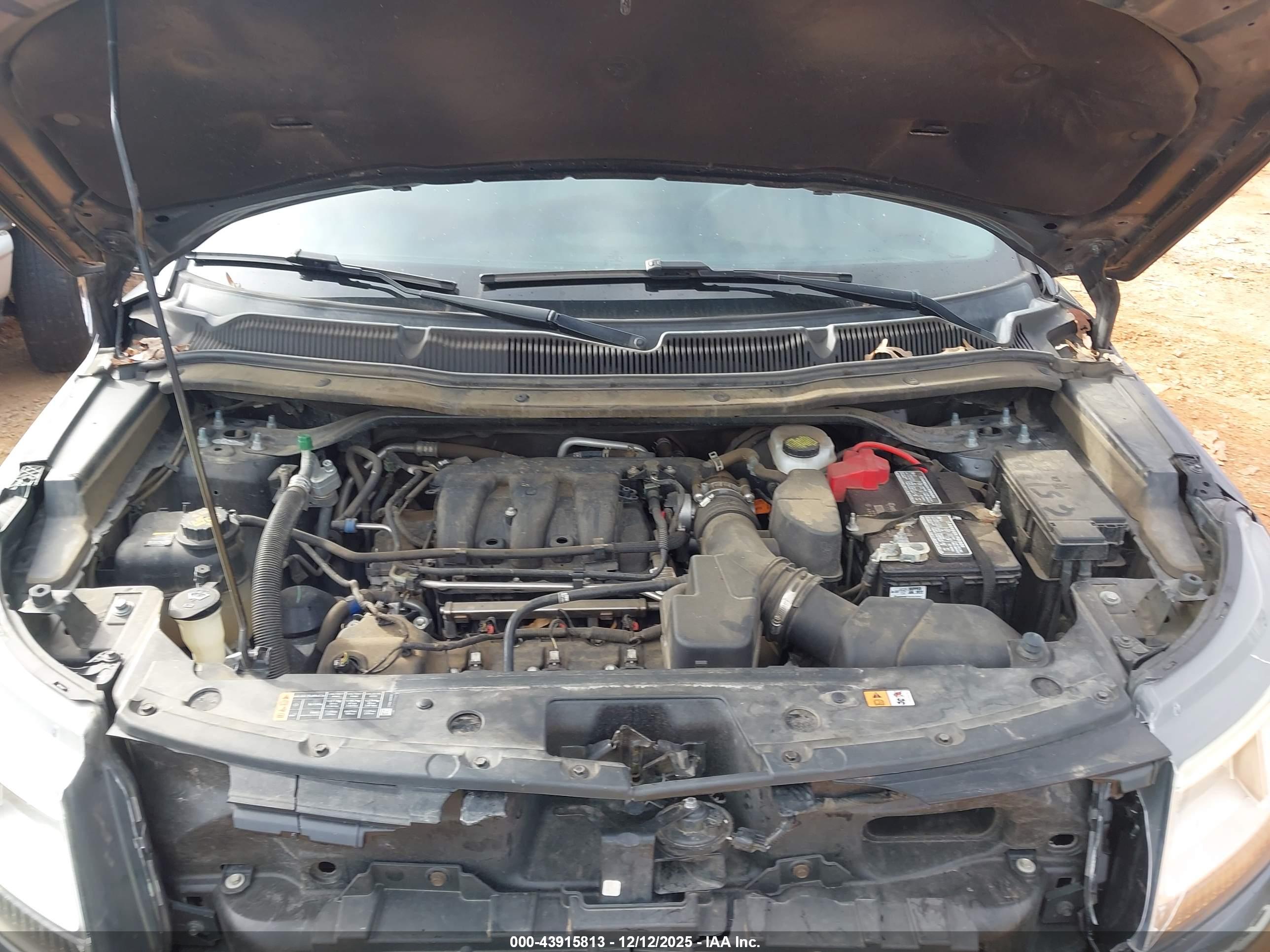 FORD EXPLORER image 10