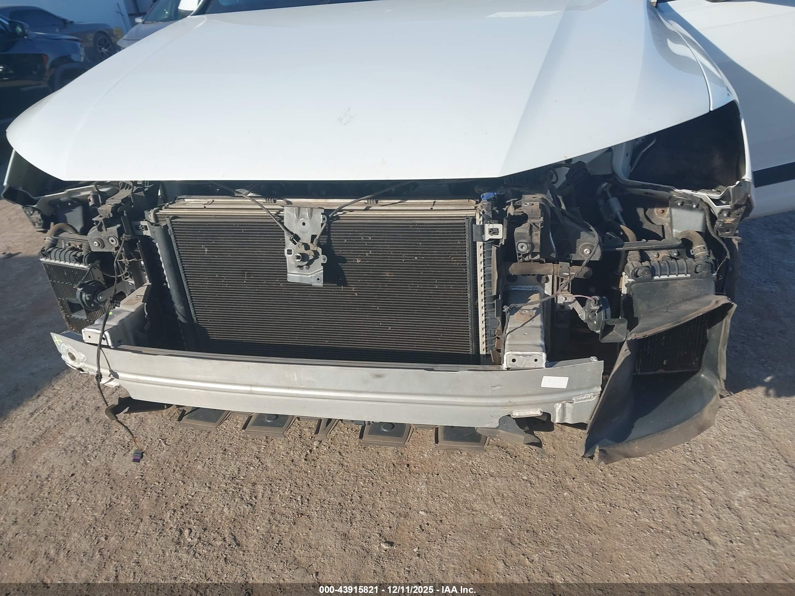 AUDI Q7 image 6