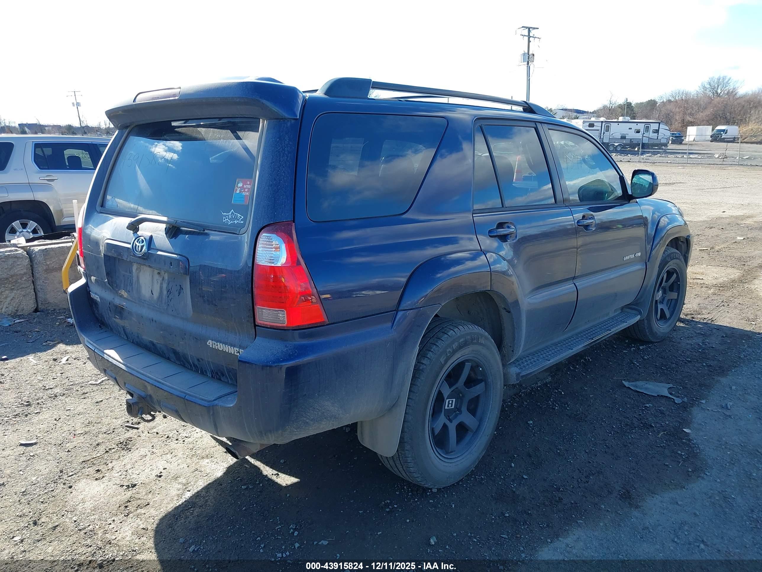 TOYOTA 4RUNNER image 4