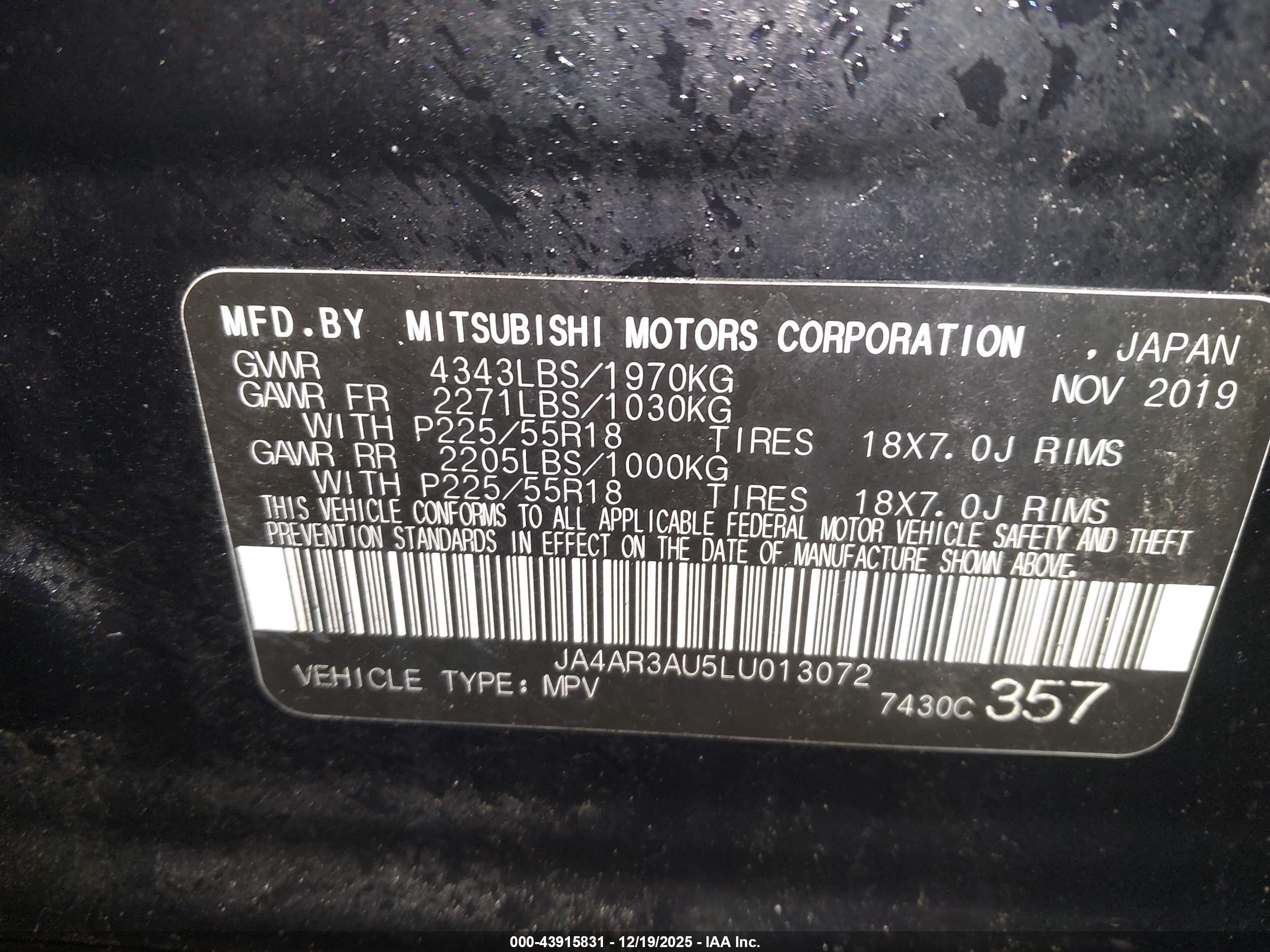 MITSUBISHI OUTLANDER image 9