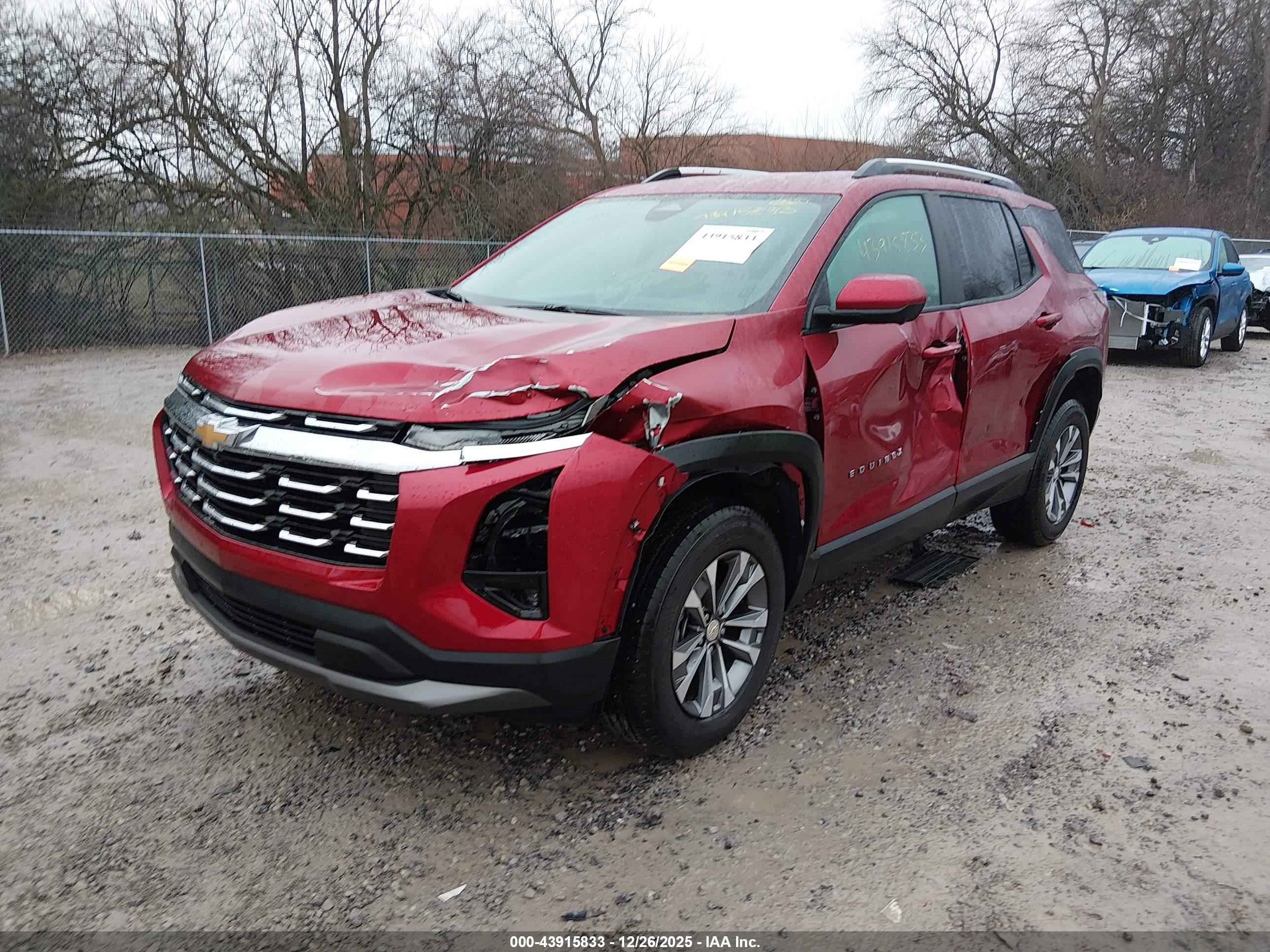 CHEVROLET EQUINOX image 2