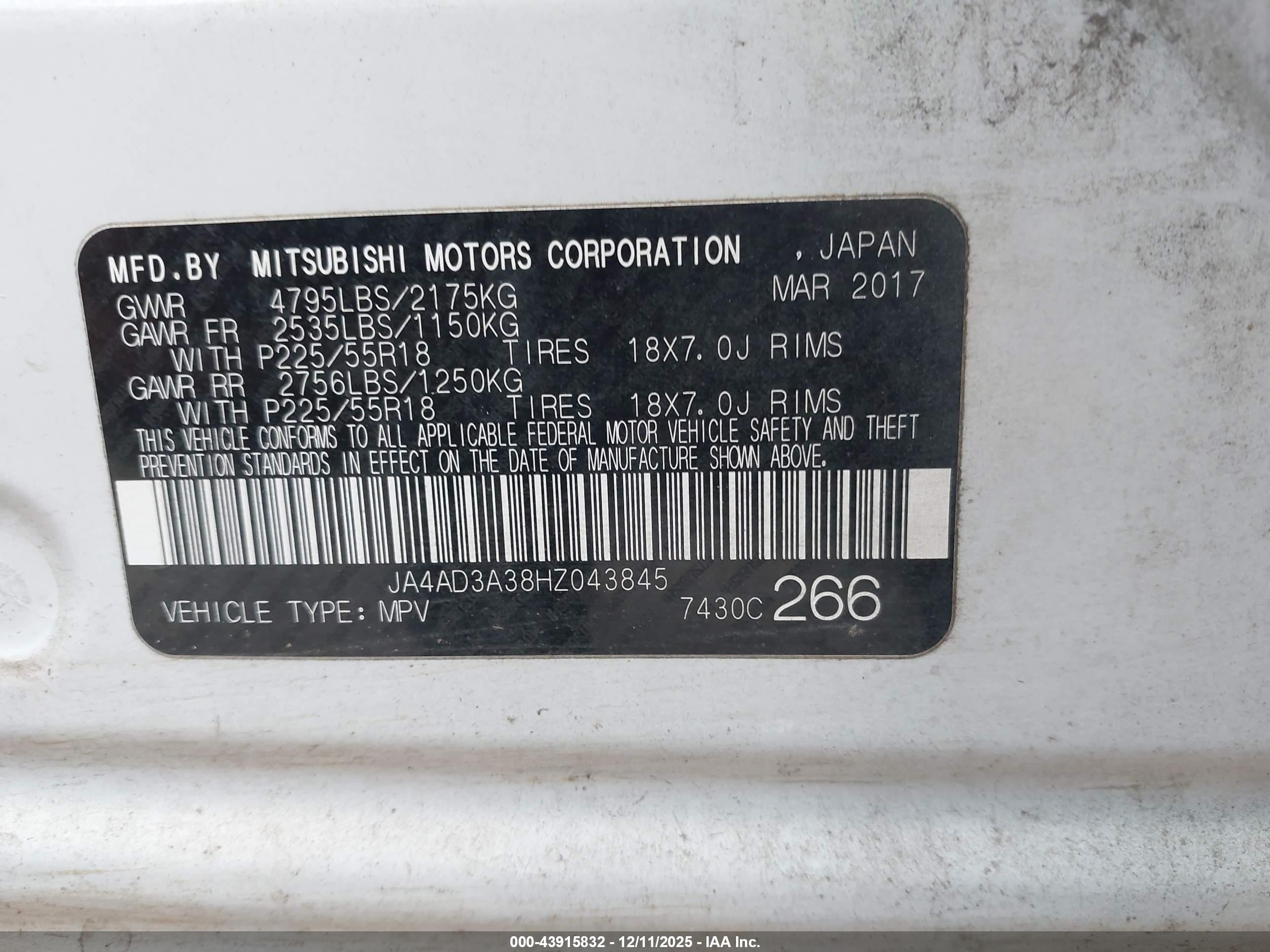 MITSUBISHI OUTLANDER image 9