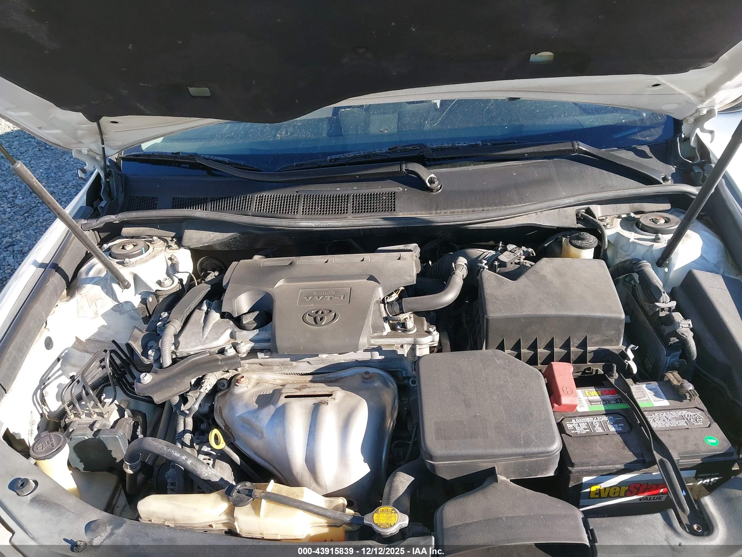 TOYOTA CAMRY image 10
