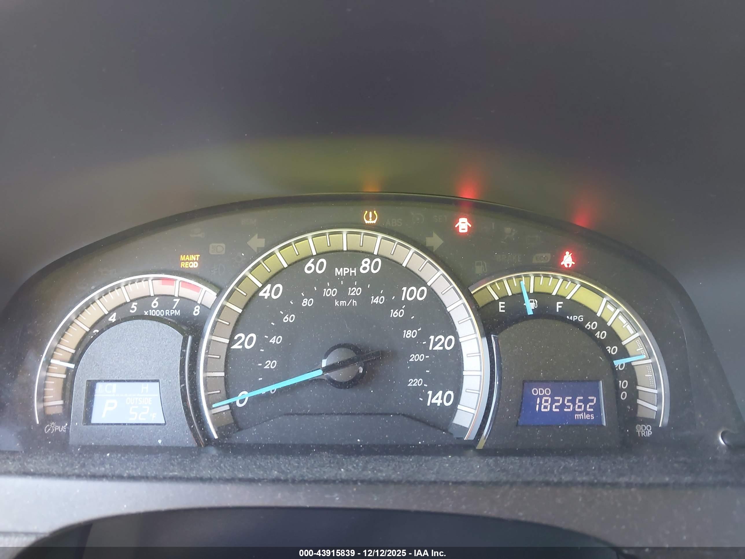 TOYOTA CAMRY image 7